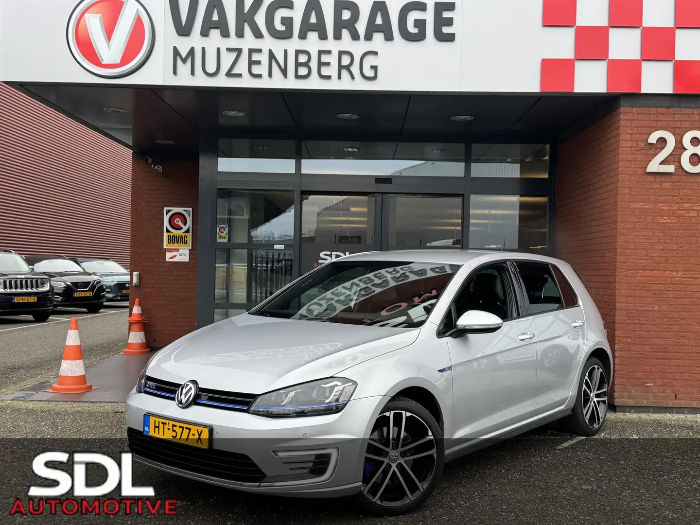 Volkswagen Golf GTE 1.4 TSI GOED ONDERHOUDEN!! // FULL LED // NAVI + C Grijs - 1