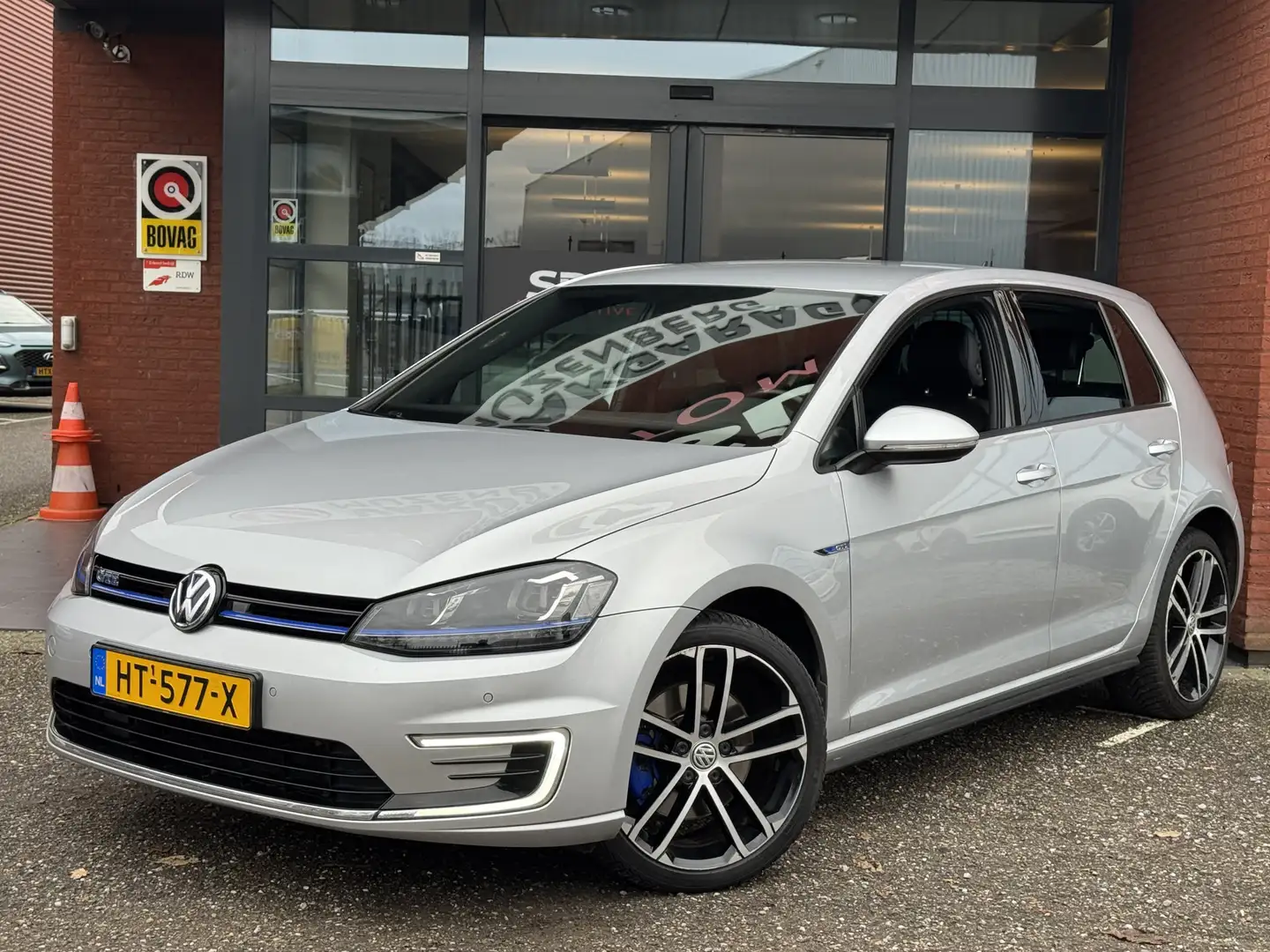 Volkswagen Golf GTE 1.4 TSI GOED ONDERHOUDEN!! // FULL LED // NAVI + C Grijs - 2