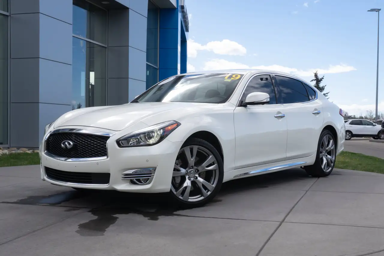 2019 Infiniti Q70
