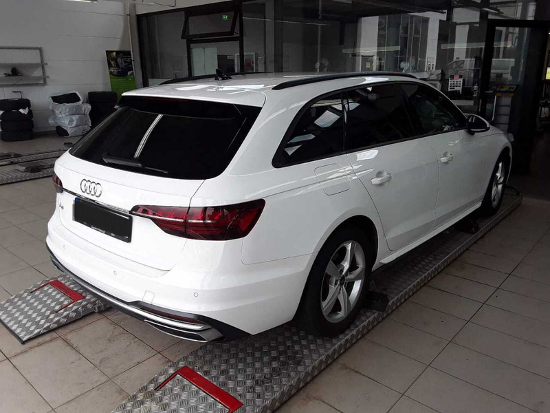 Audi A4 Avant 40 TDI advanced AHK LED RFK — photo 3