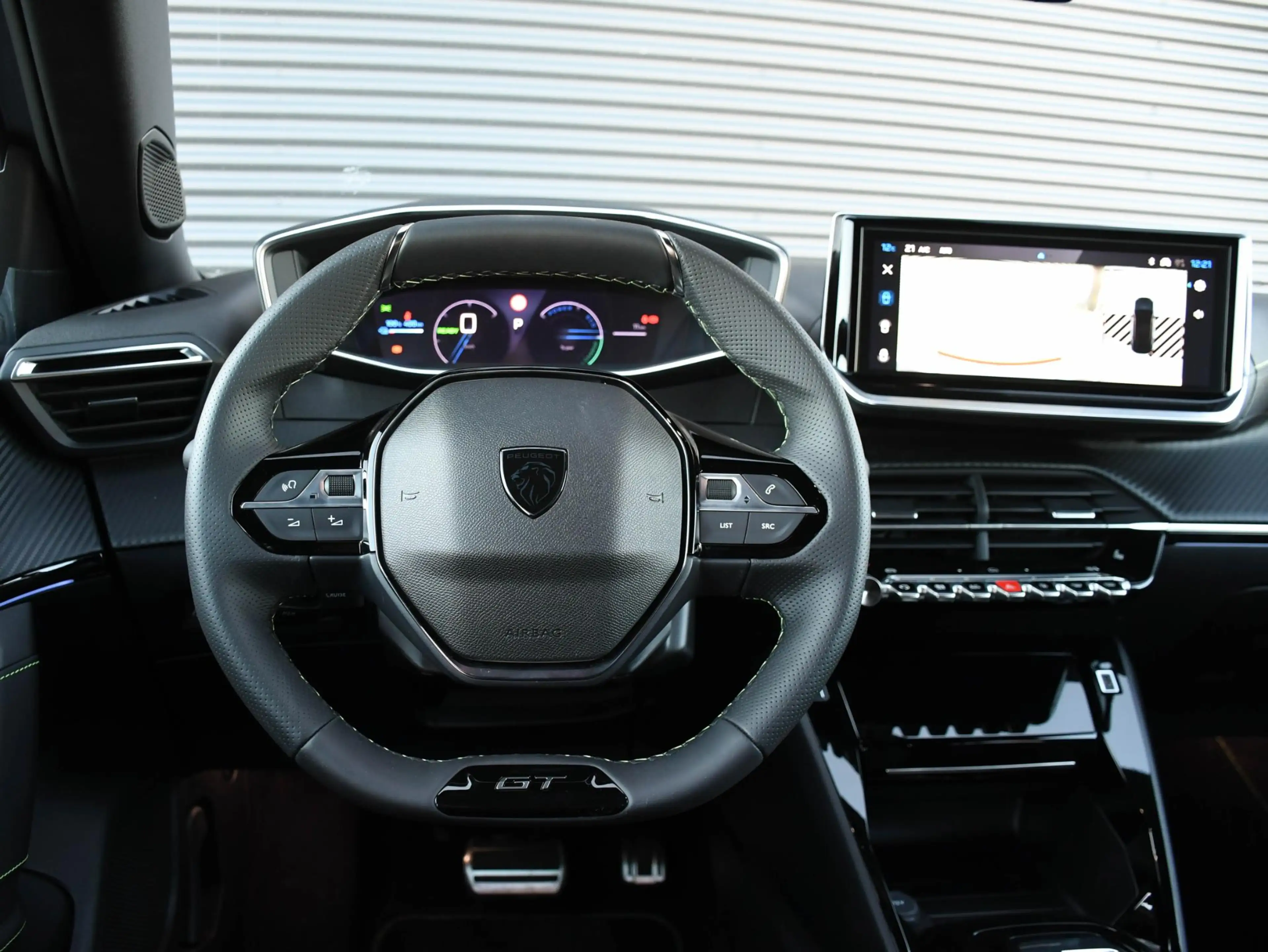 Peugeot e-2008 GT Avantage 54kWh 156pk Automaat MASSAGE | CAMERA — photo 14