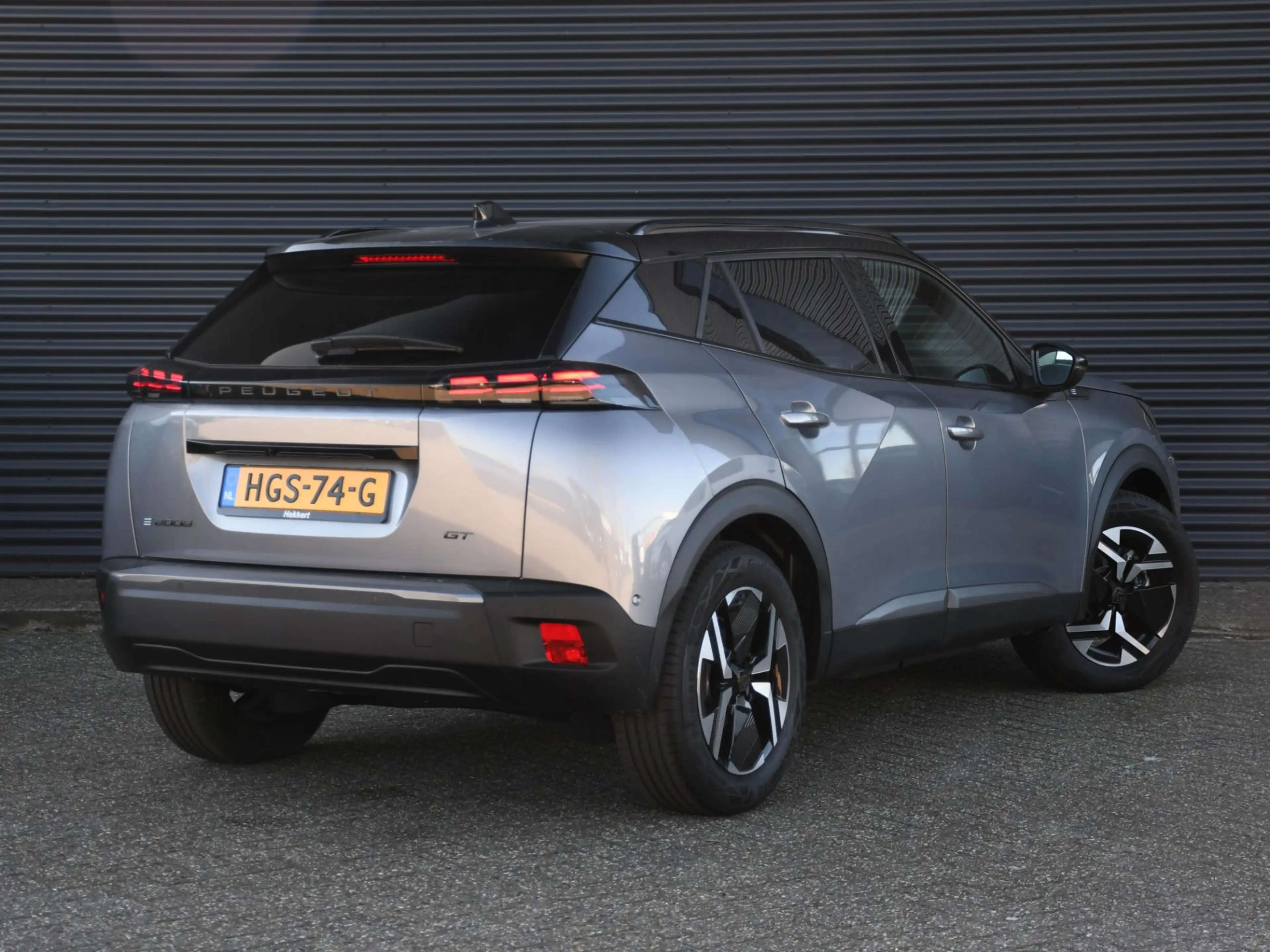 Peugeot e-2008 GT Avantage 54kWh 156pk Automaat MASSAGE | CAMERA — photo 4