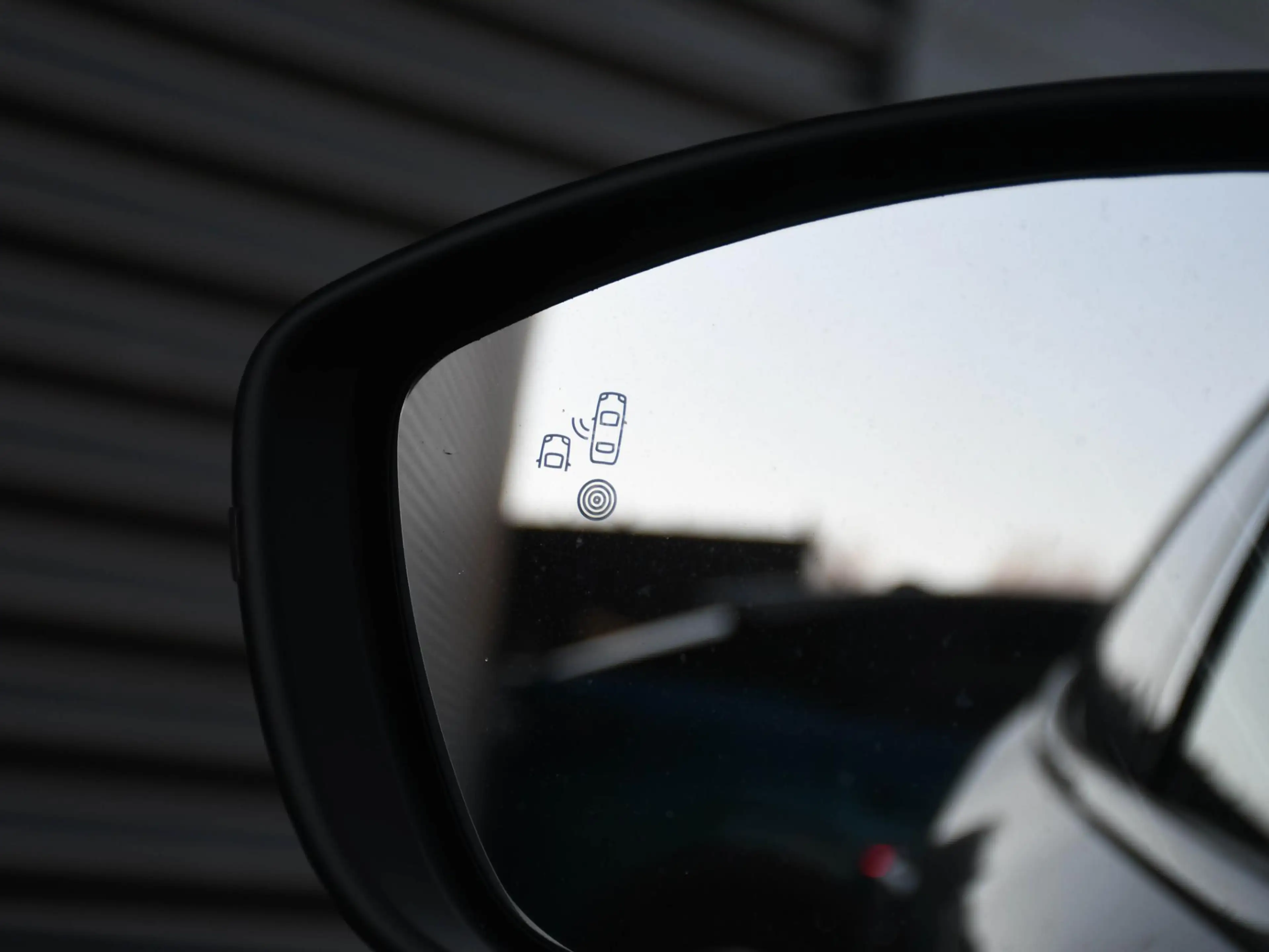 Peugeot e-2008 GT Avantage 54kWh 156pk Automaat MASSAGE | CAMERA — photo 7