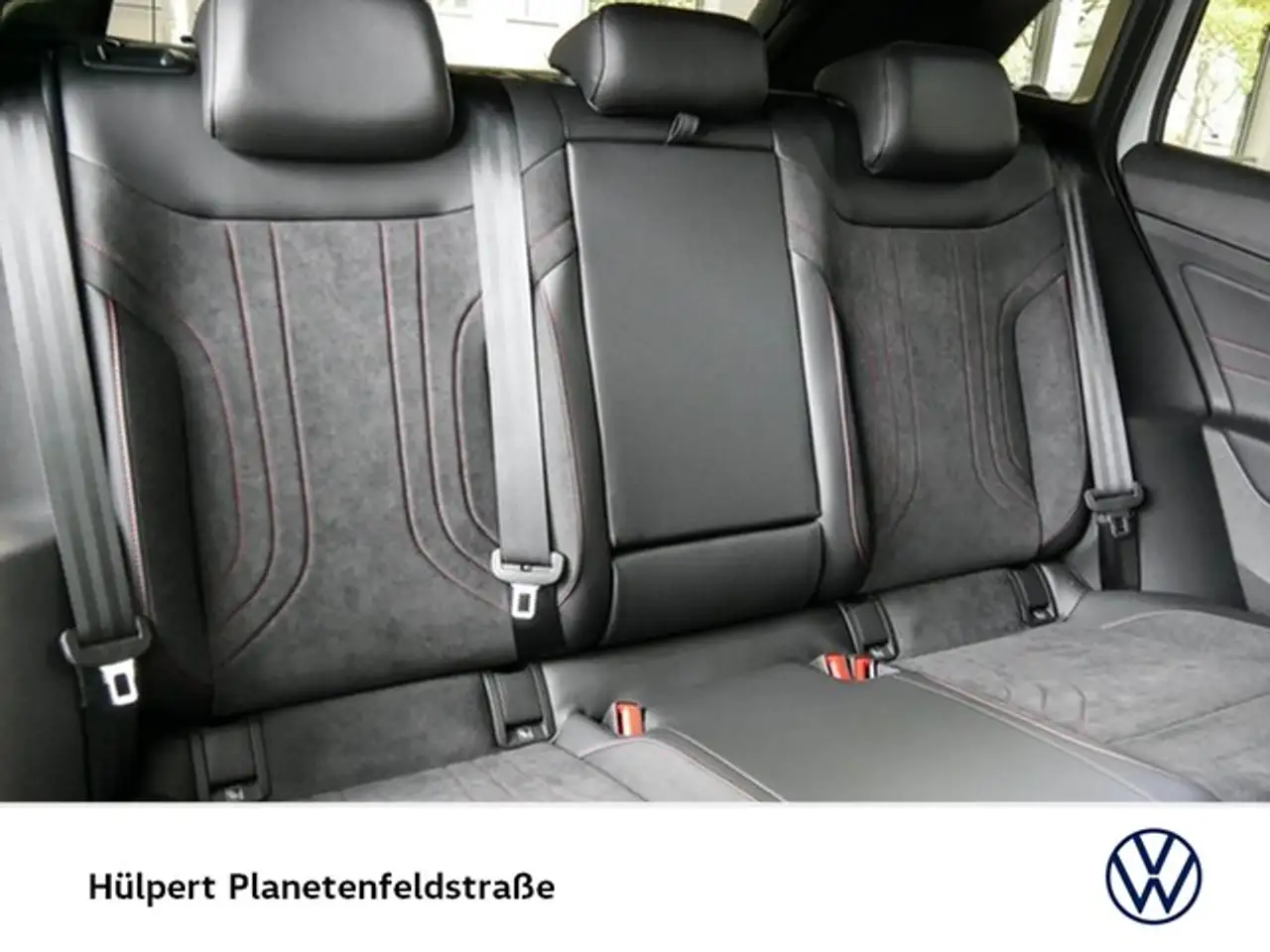 Volkswagen ID.4 GTX 4X4 WÄRMEPUMPE PANO AHK 360CAM ACC LM21 7