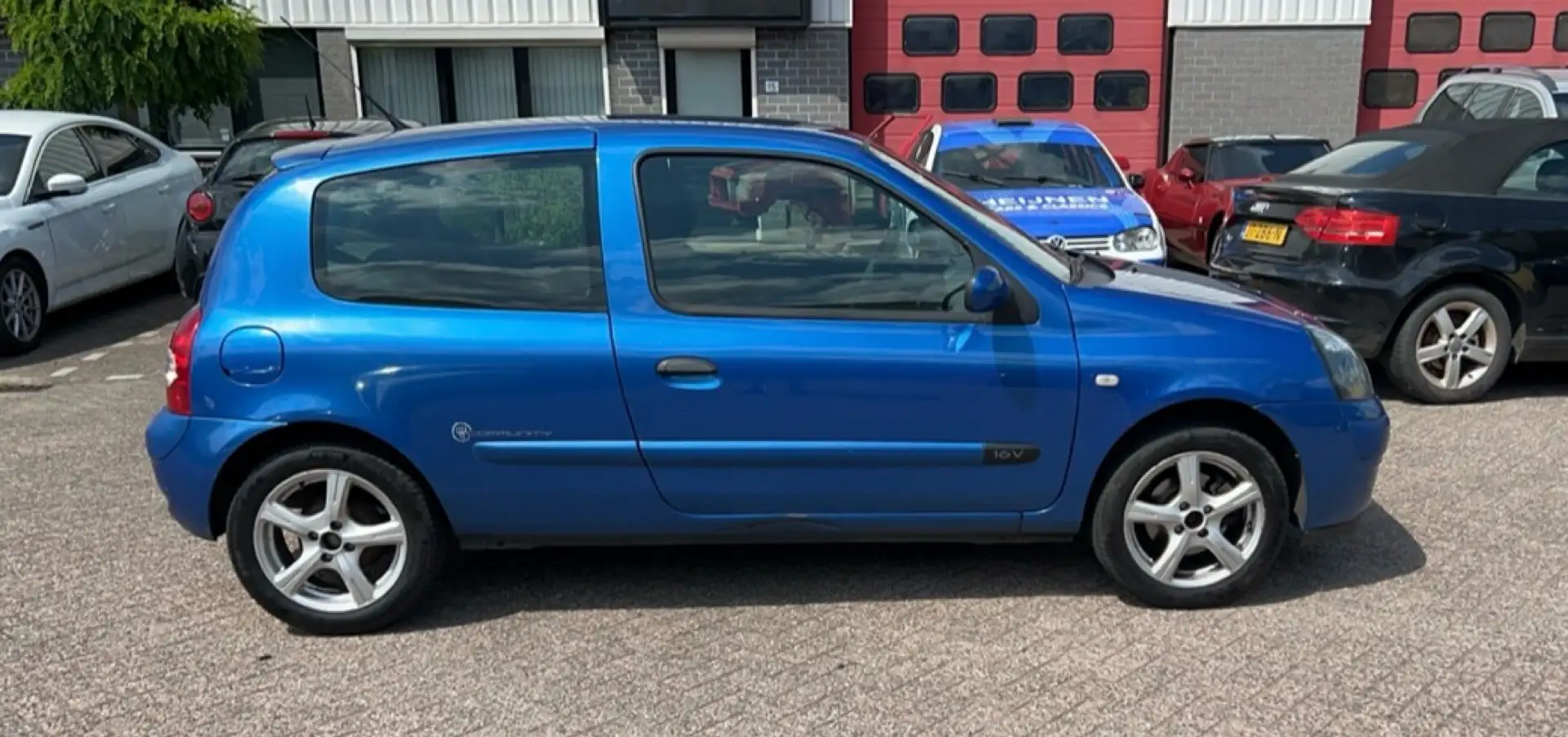 Renault Clio 1.2-16V Community Blauw - 2