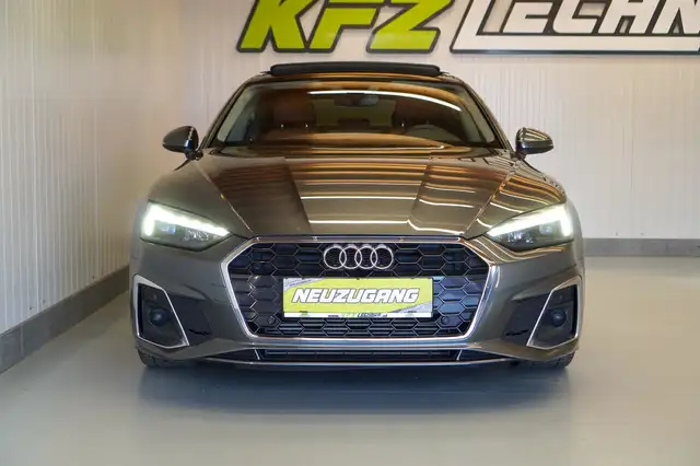 Audi A5 view 9