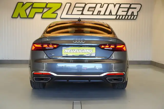 Audi A5 view 5