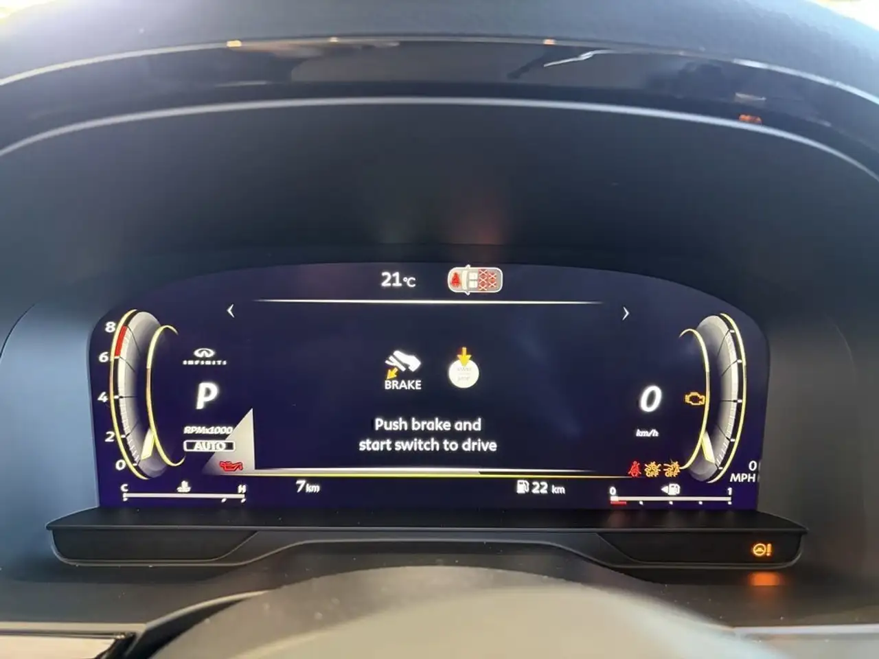 Infiniti QX60 снимка Infiniti QX60