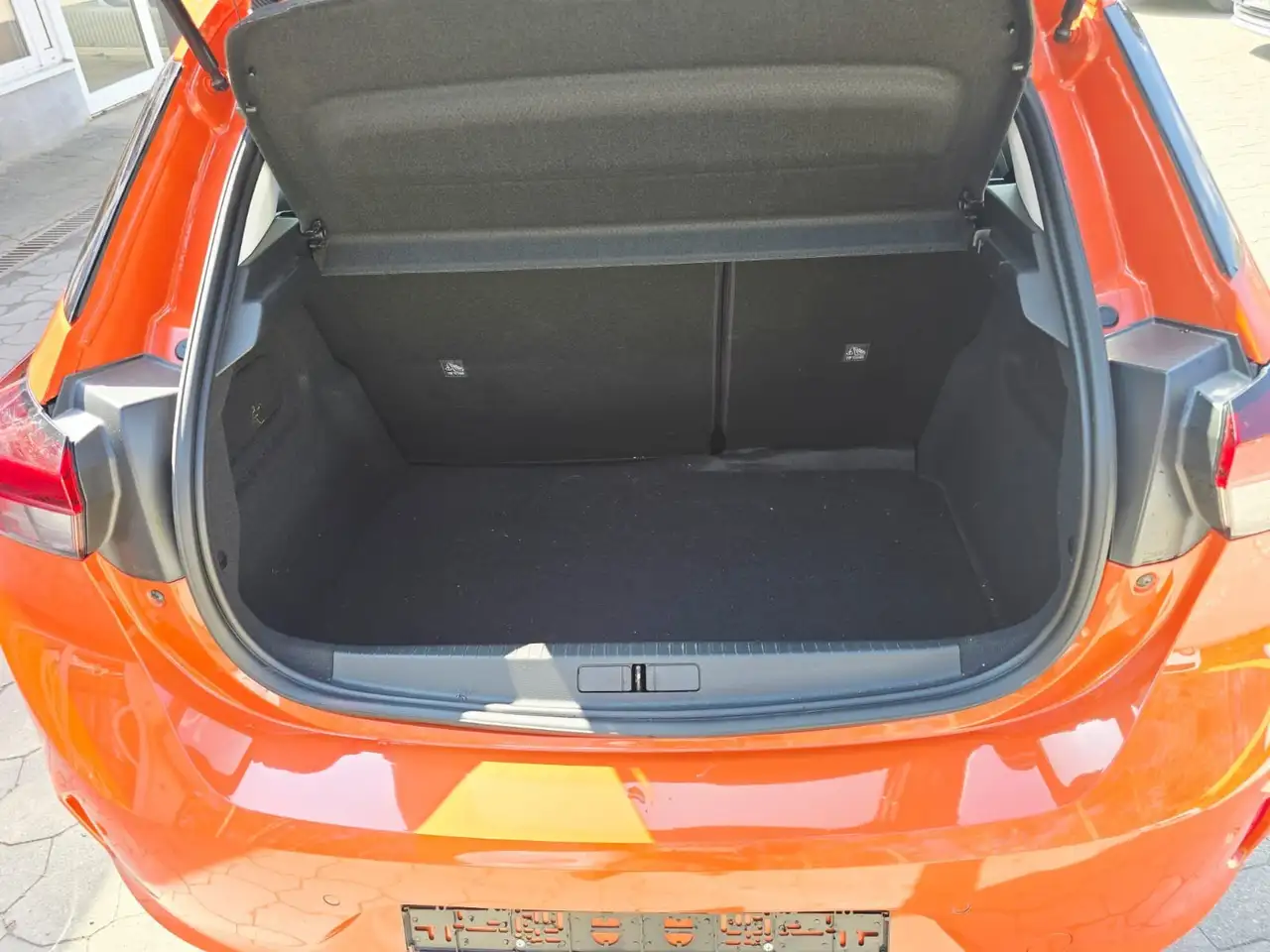 Opel Corsa Edition 14