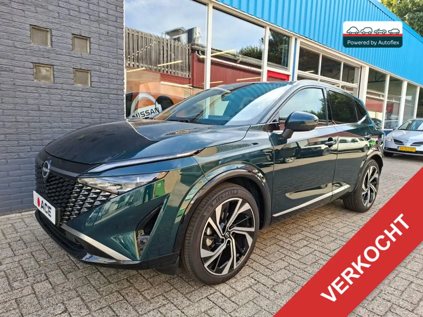 Nissan Qashqai 1.3 MHEV X Tekna + Groen - 1
