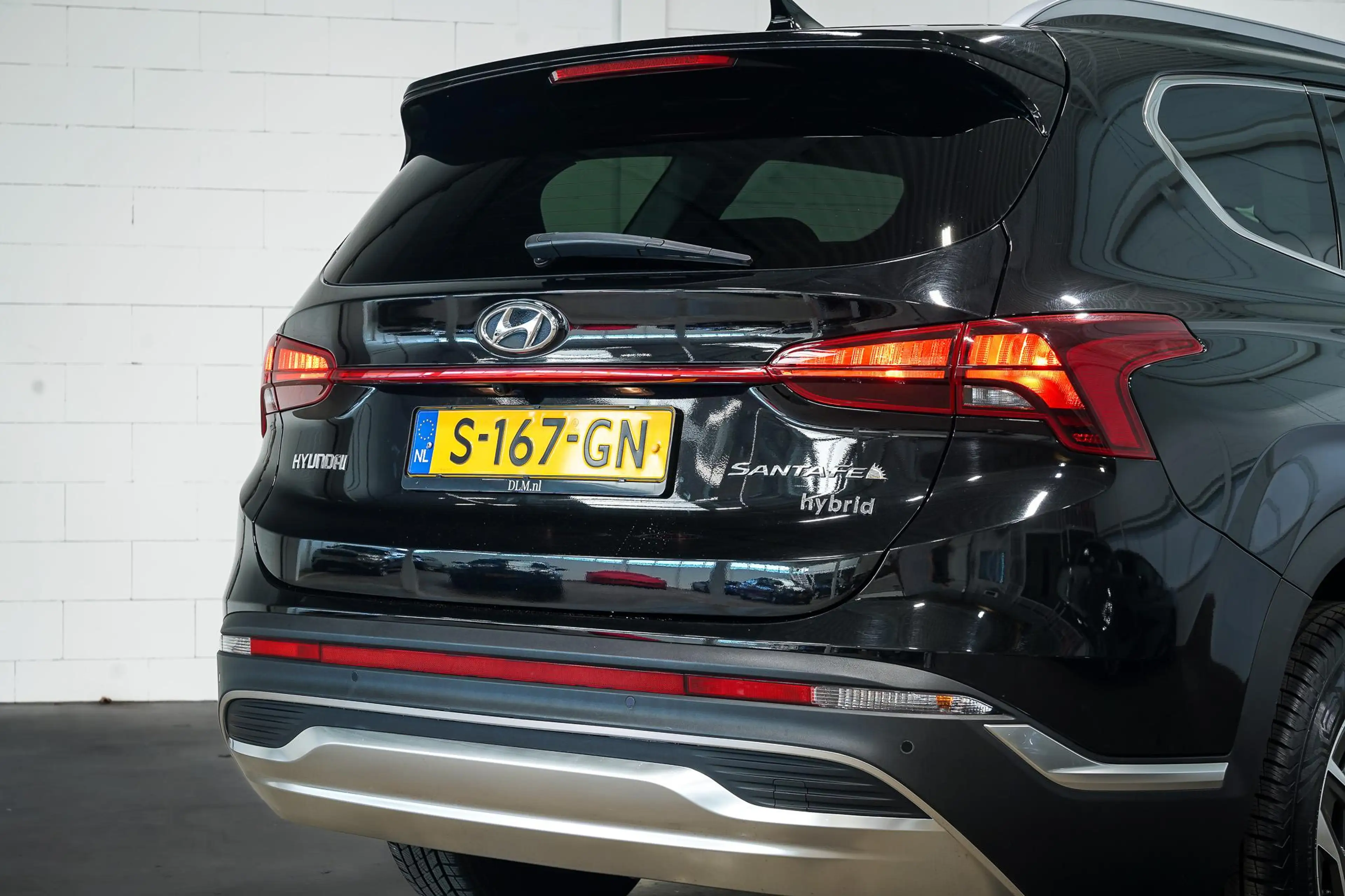 Hyundai SANTA FE 1.6 T-GDI HEV Comfort Smart Sky 7p. | Panoramadak| — photo 11