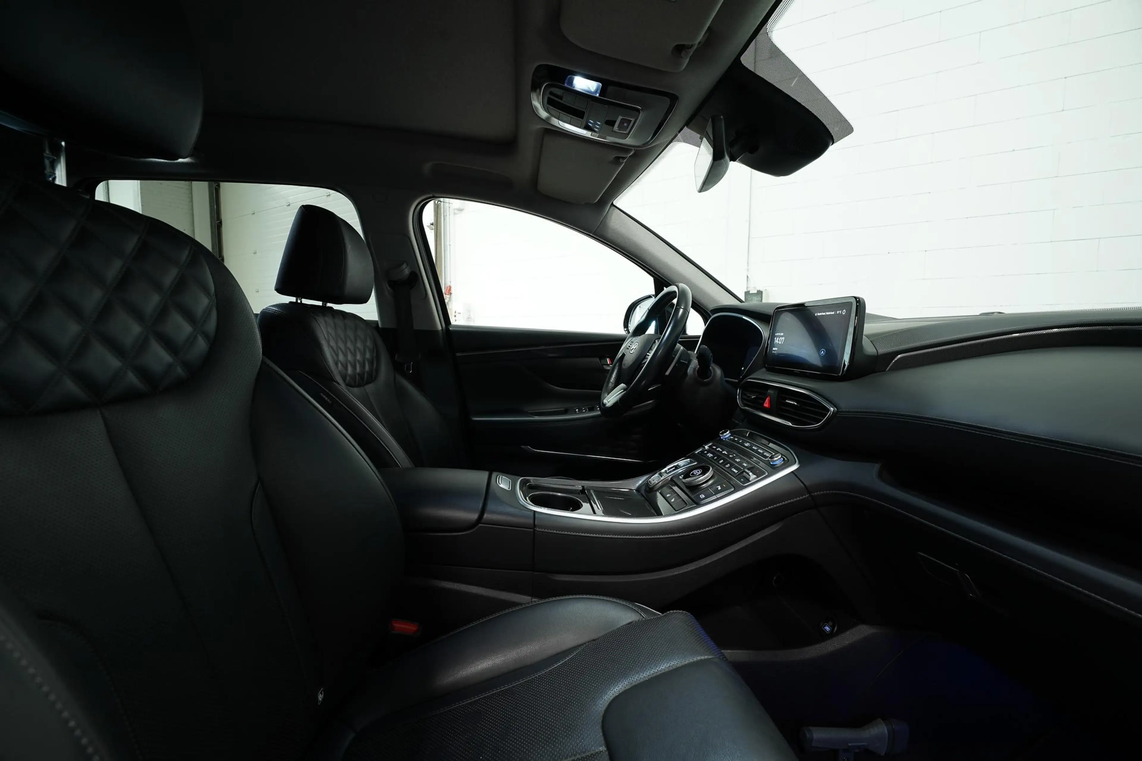 Hyundai SANTA FE 1.6 T-GDI HEV Comfort Smart Sky 7p. | Panoramadak| — photo 15