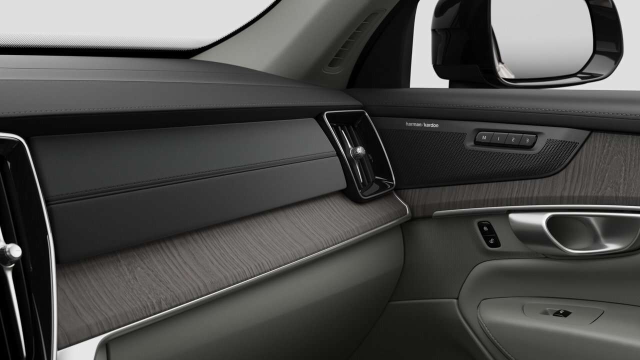 2026 Volvo XC90 Ultra 7-Seater (Dark Theme) thumb 9