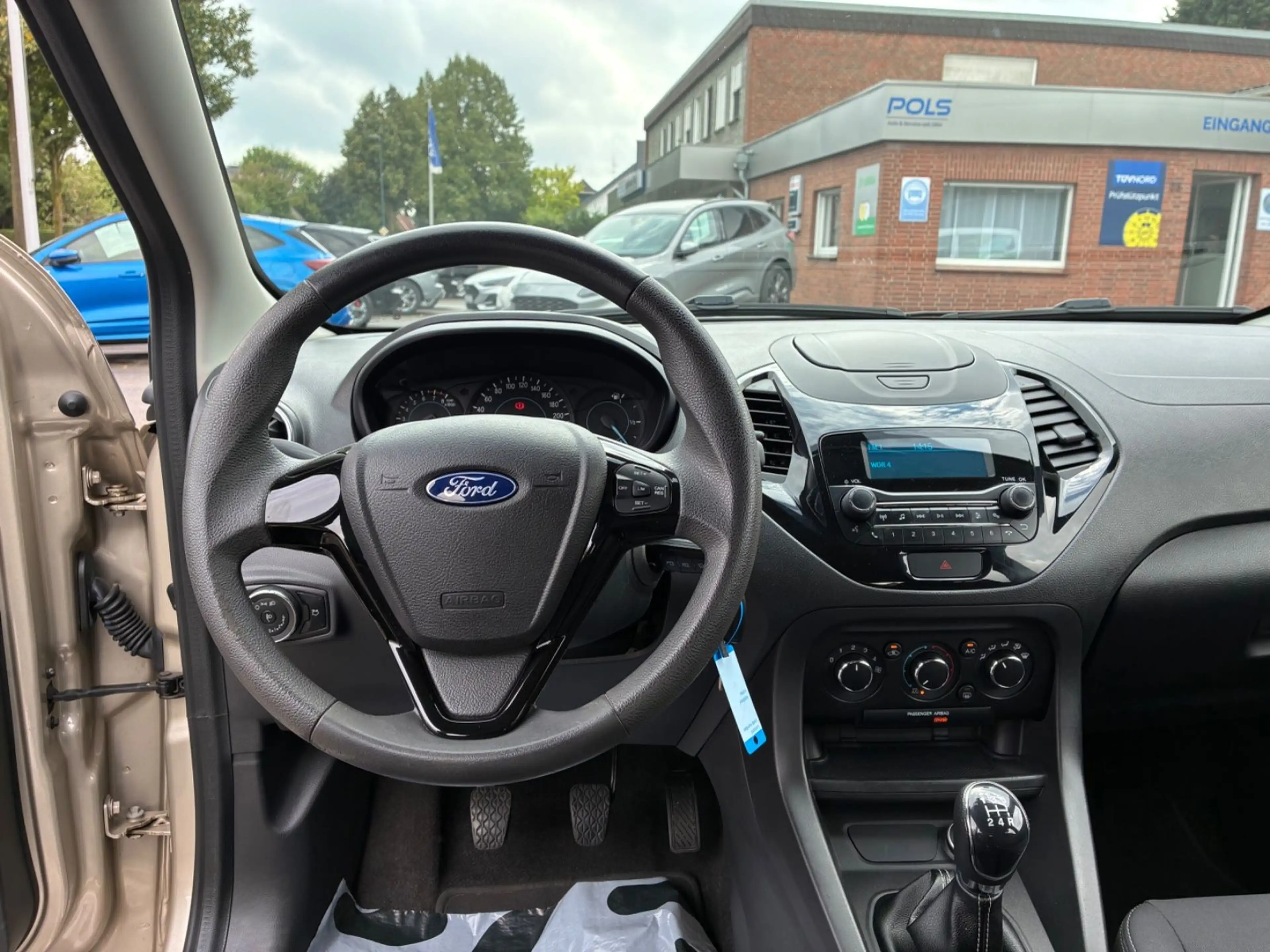 Ford Ka/Ka+ Plus "Cool&Connect"/Klima/Allwetterreifen neu — photo 10