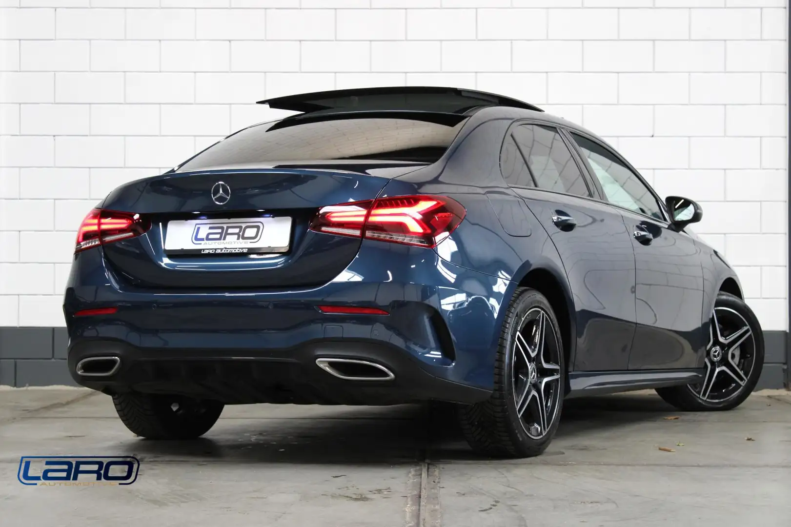 Mercedes-Benz A 250 e AMG Limousine | Pano Night Sfeer ACC Cam Wide Ca Bleu - 2