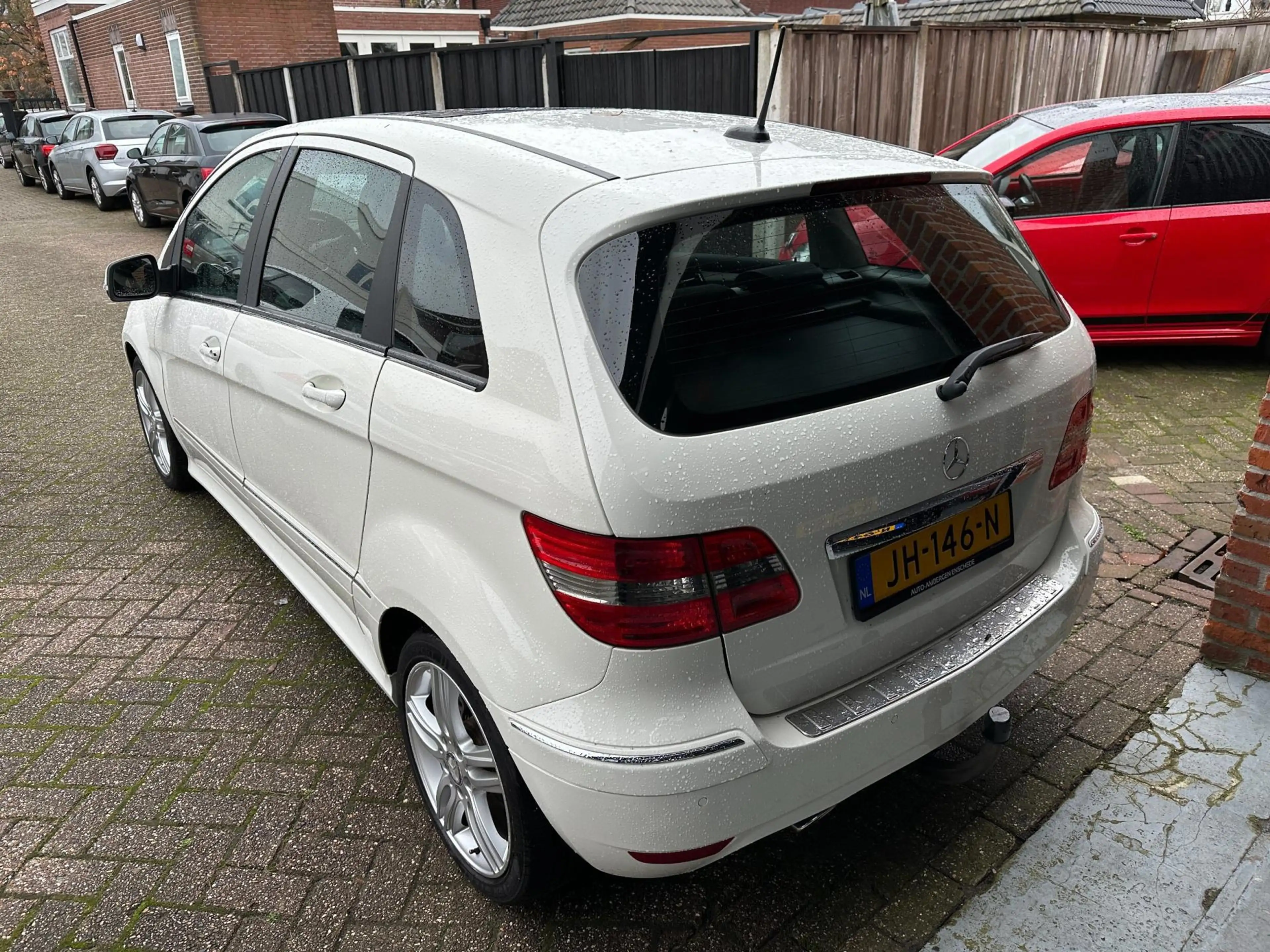 Mercedes-Benz B 160 BlueEFFICIENCY Business Class NAVI-CRUISE-SCHUIFDA — photo 4