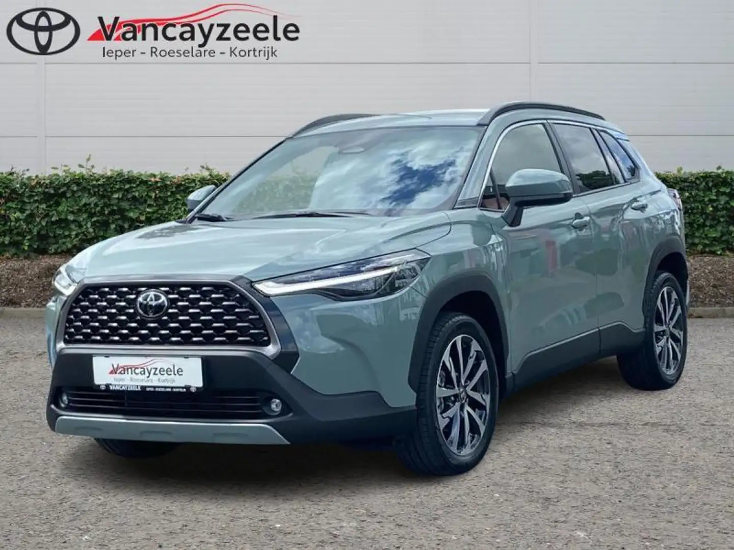 Toyota Corolla Cross Style+cam+nav+sensoren voor&ac Zelená - 1