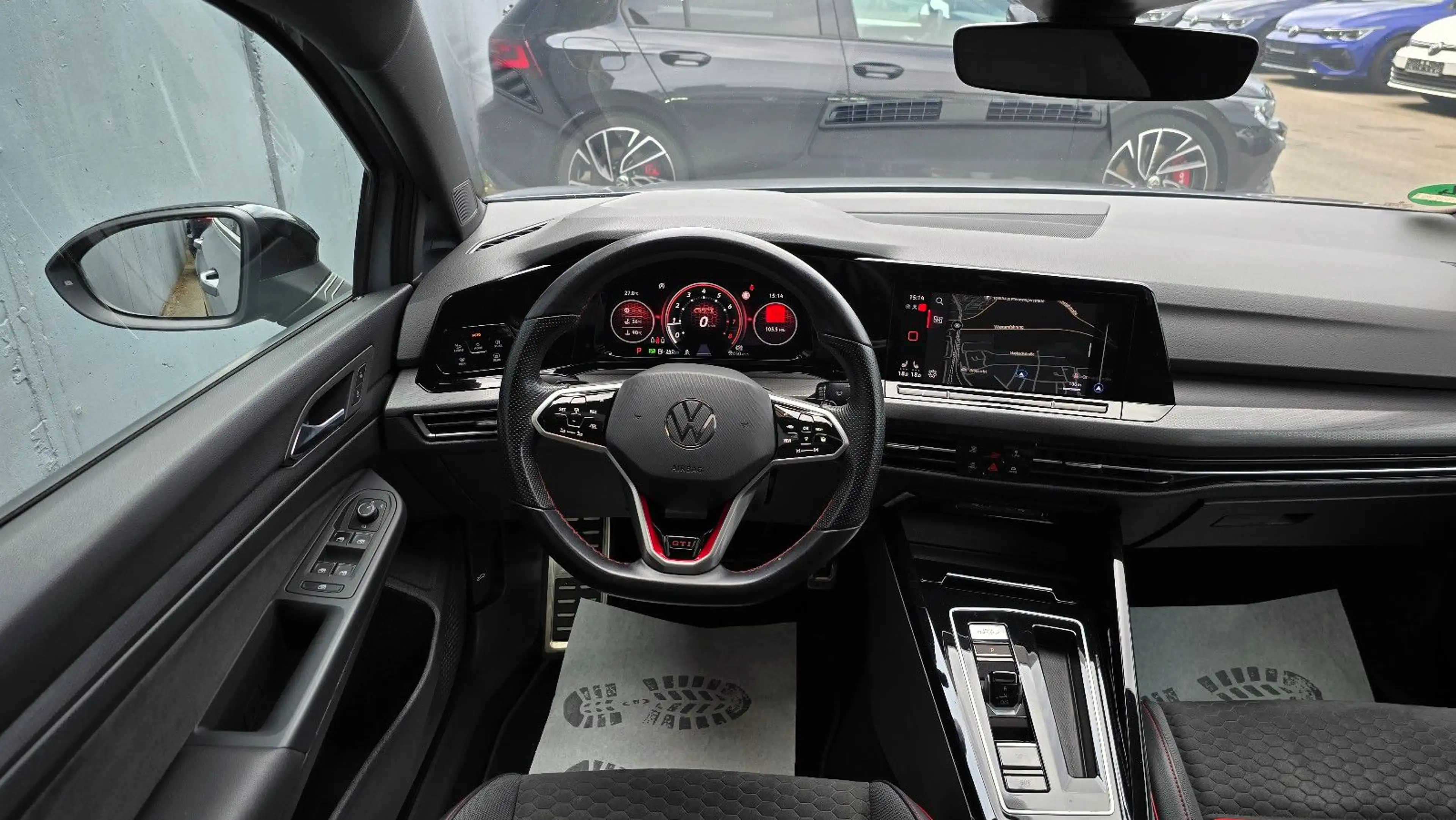 Volkswagen Golf 8  GTI Clubsport DSG * Akrapovic*Black*Pano — photo 10