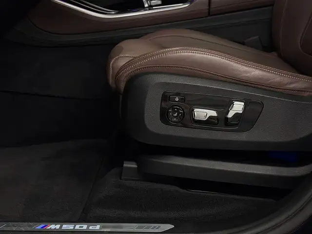 BMW X5 M 50d Aut. // VOLLAUSSTATTUNG // 22 ZOLL // LASER... Ansicht 34