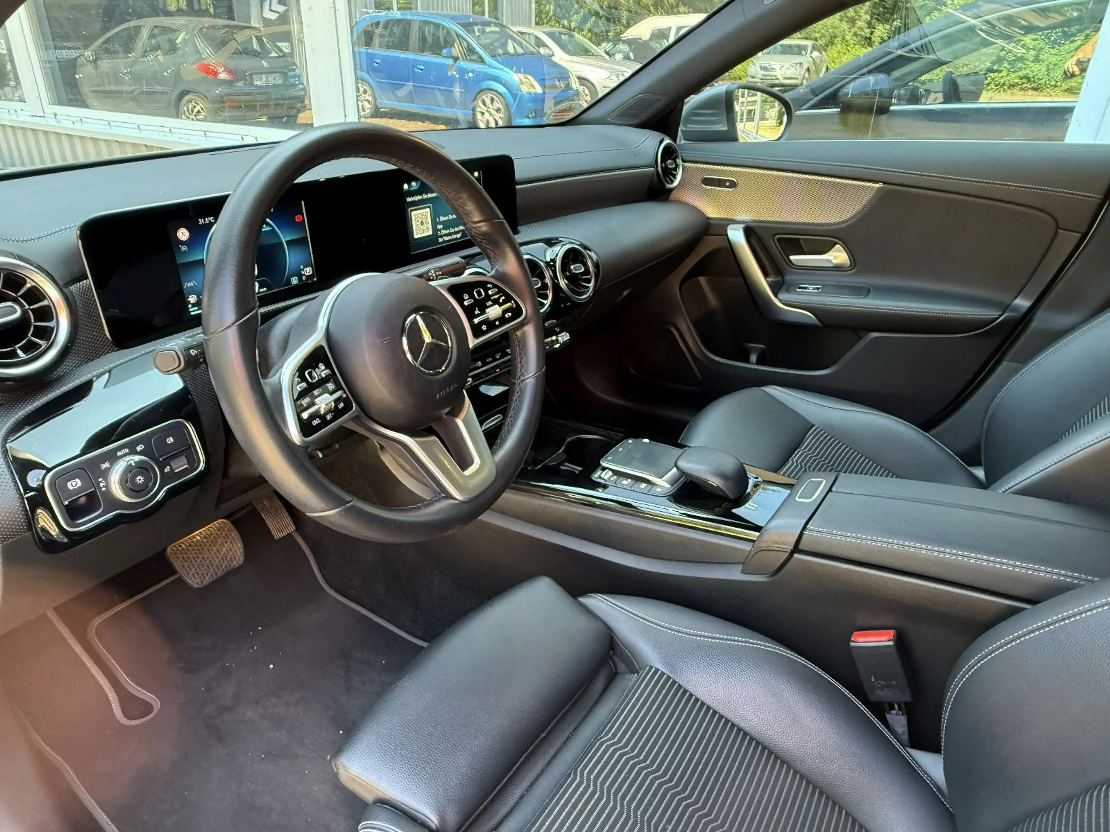 Mercedes-Benz CLA 200 Progressive+LED+AMG-ALU+APPLE CAR+DAB+ — photo 10