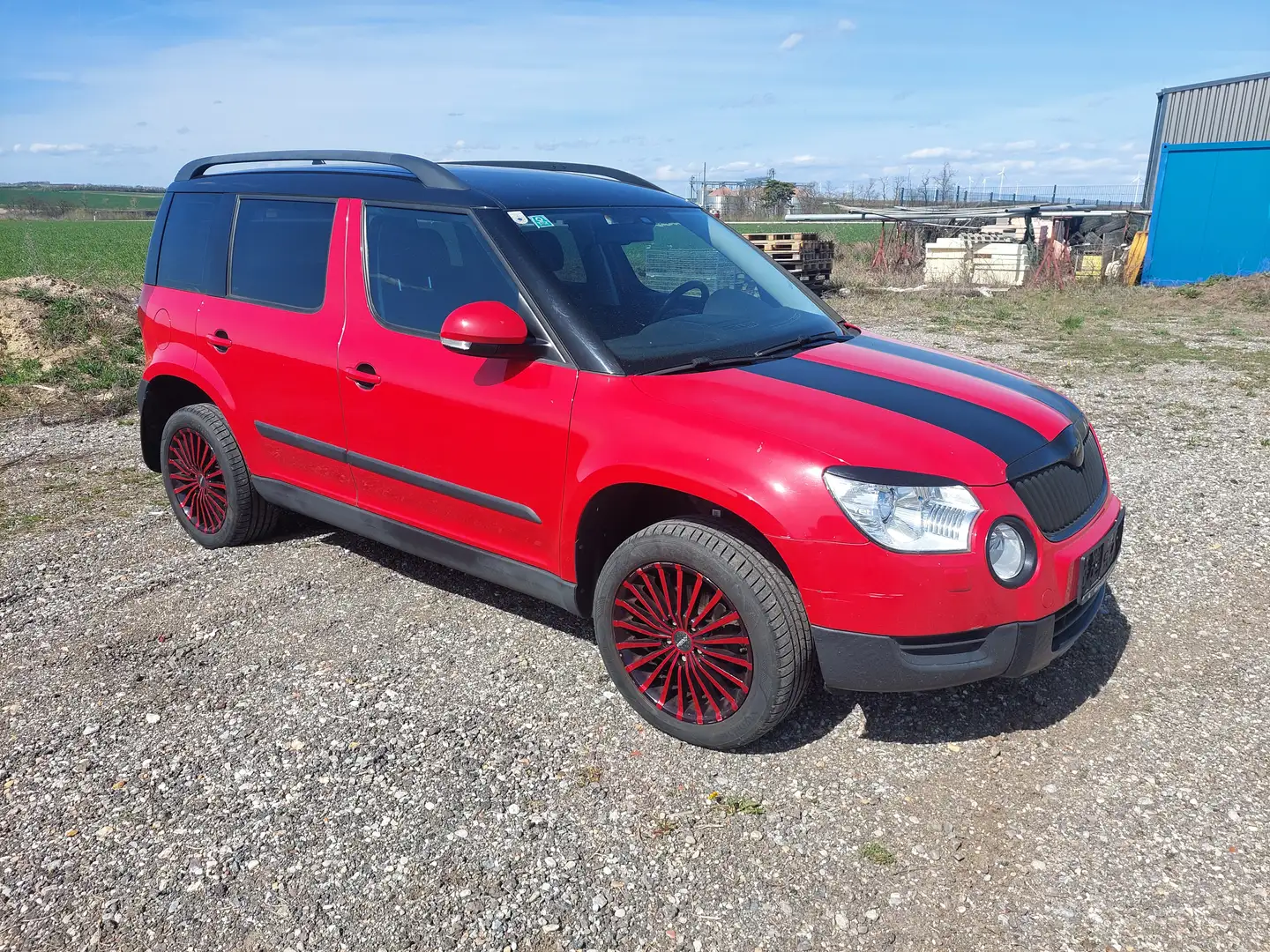Skoda Yeti Yeti 4x4 Twenty Elegance 2,0 TDI CR DPF DSG Twenty Elegance Rot - 2