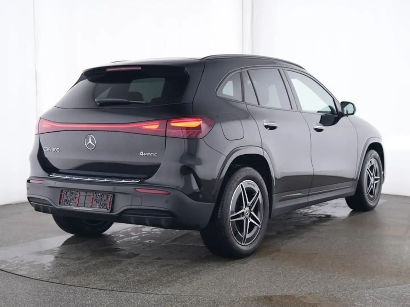 Mercedes-Benz EQA 300 AMG 4Matic Night-Paket Kamera Ambiente Noir - 2