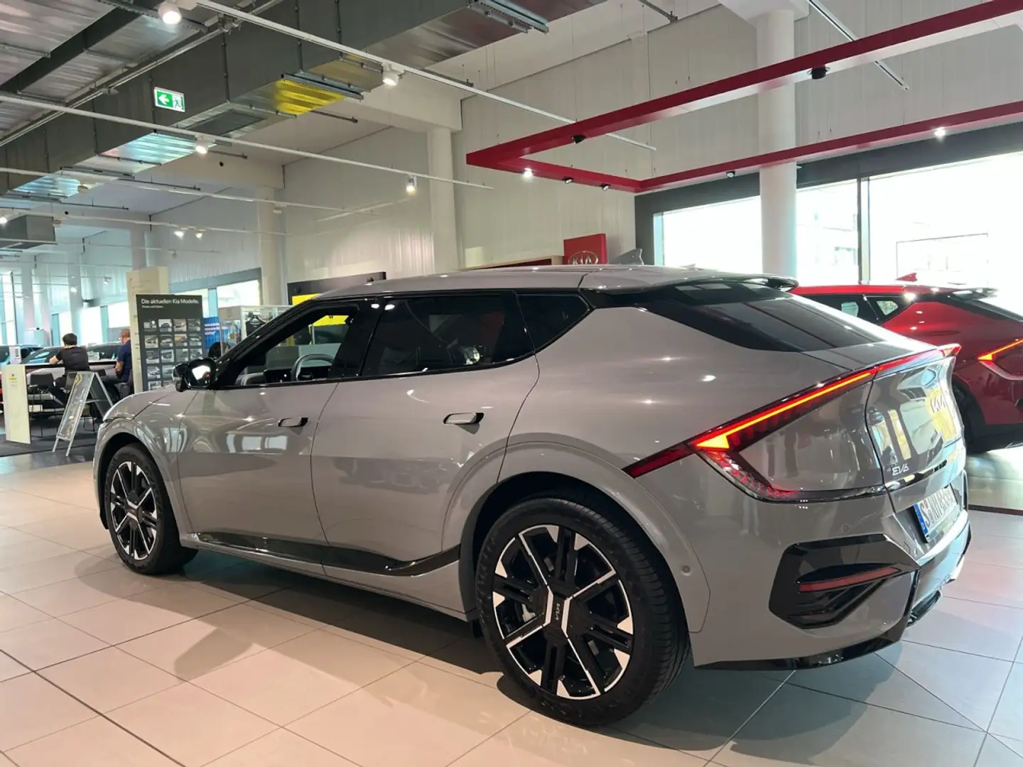 Kia EV6 GT-Line 4WD Klima Navi Leder Einparkhilfe Grau - 2