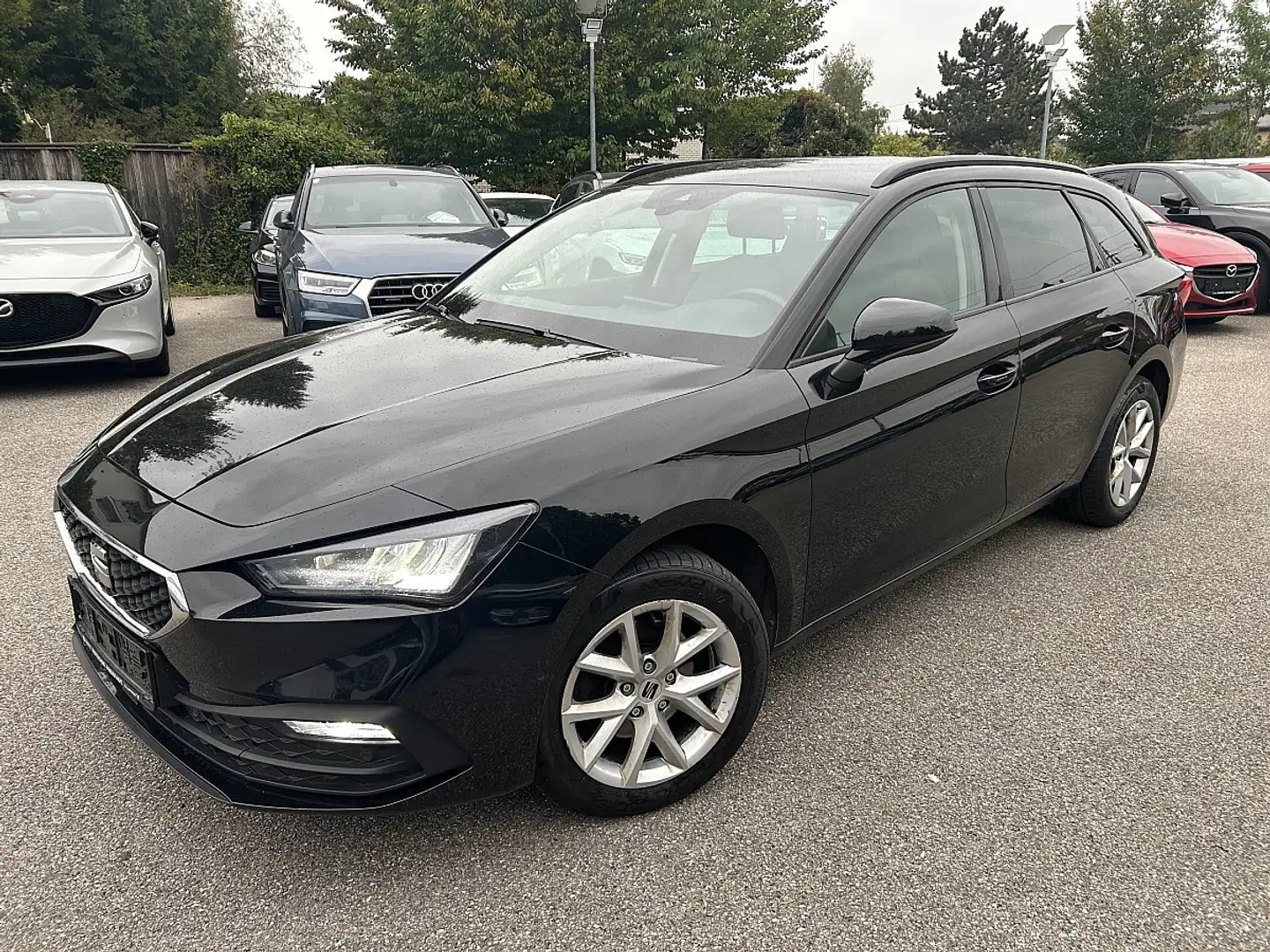 SEAT Leon ST TSI Style Schwarz - 2