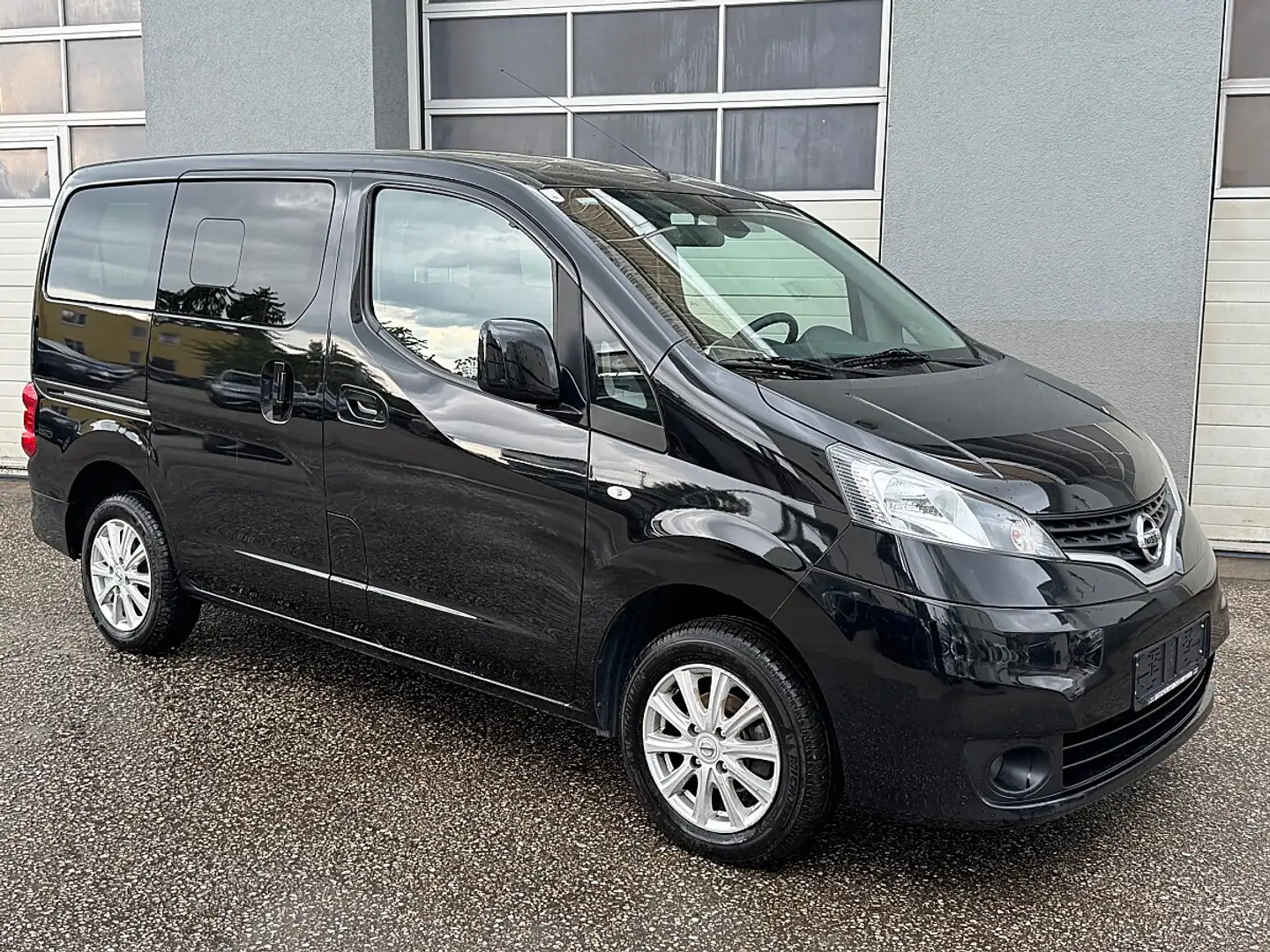 Nissan NV200 1,5 dCi 110 Evalia Tekna *7-SITZER* Schwarz - 2