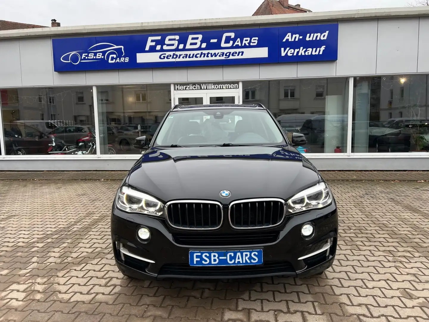 BMW X5 xDrive 30 d  2-Hand Leder Navi Schwarz - 2