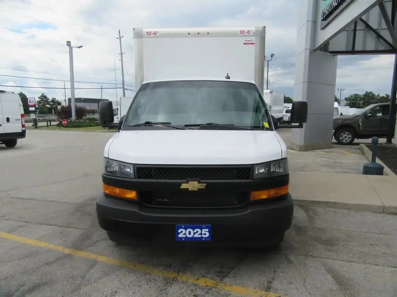 Chevrolet Express 3500 снимка Chevrolet Express 3500