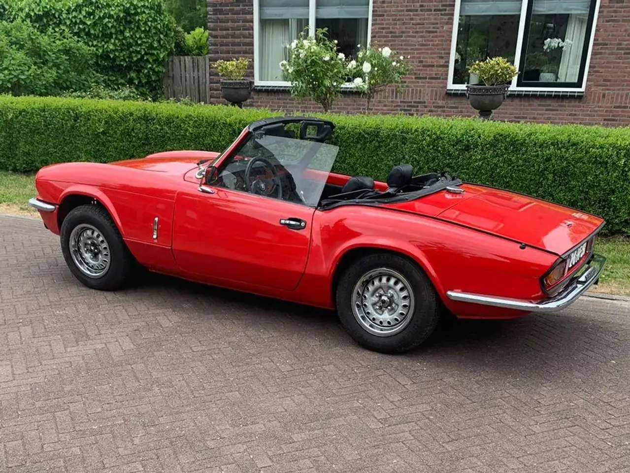 Triumph Spitfire Soft Top, foto 1