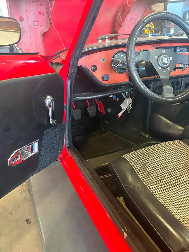 Triumph Spitfire Soft Top, foto 8