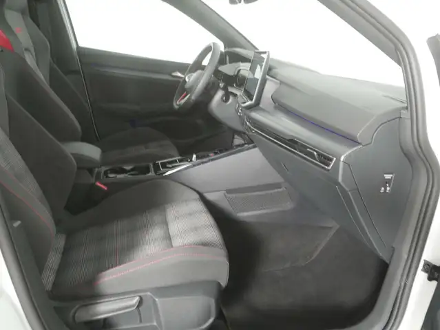 Volkswagen Golf view 8