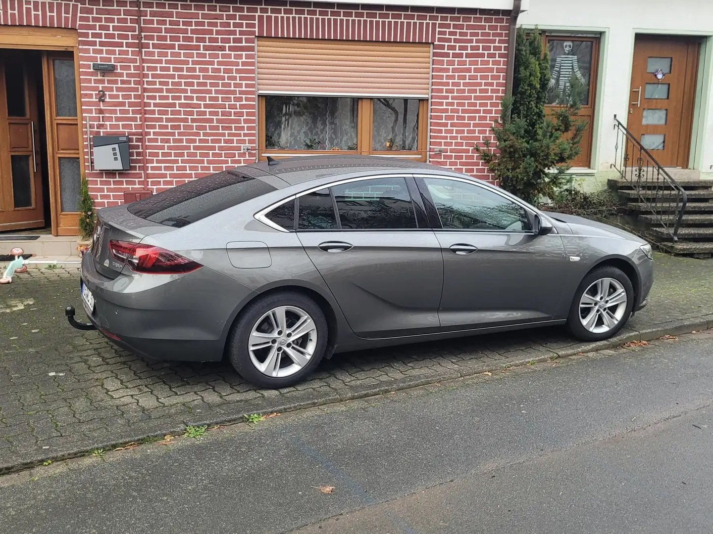 Opel Insignia Dynamic Grau - 2