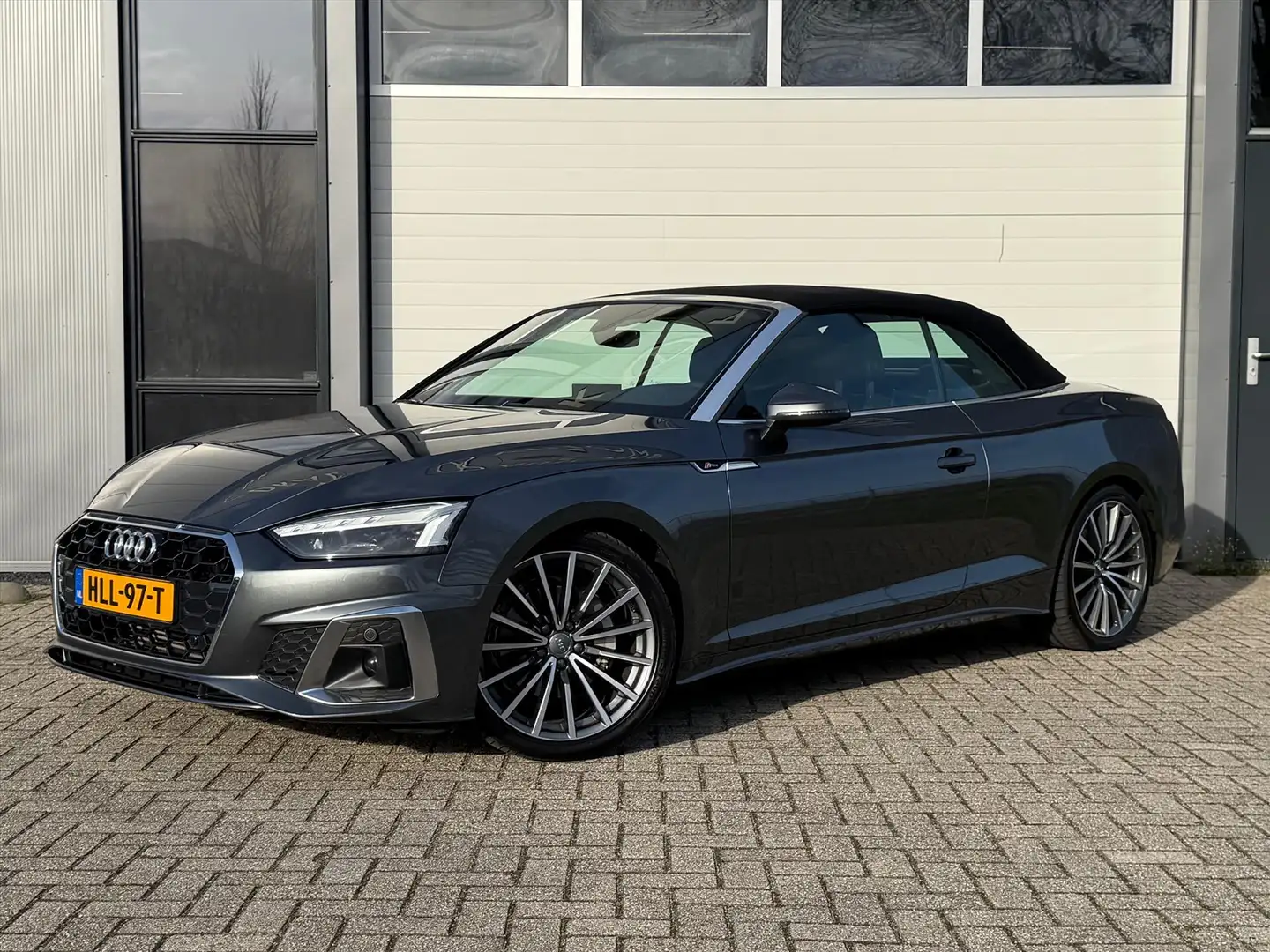 Audi A5 Cabriolet 40 TFSI 204pk Stronic quattro Grau - 1