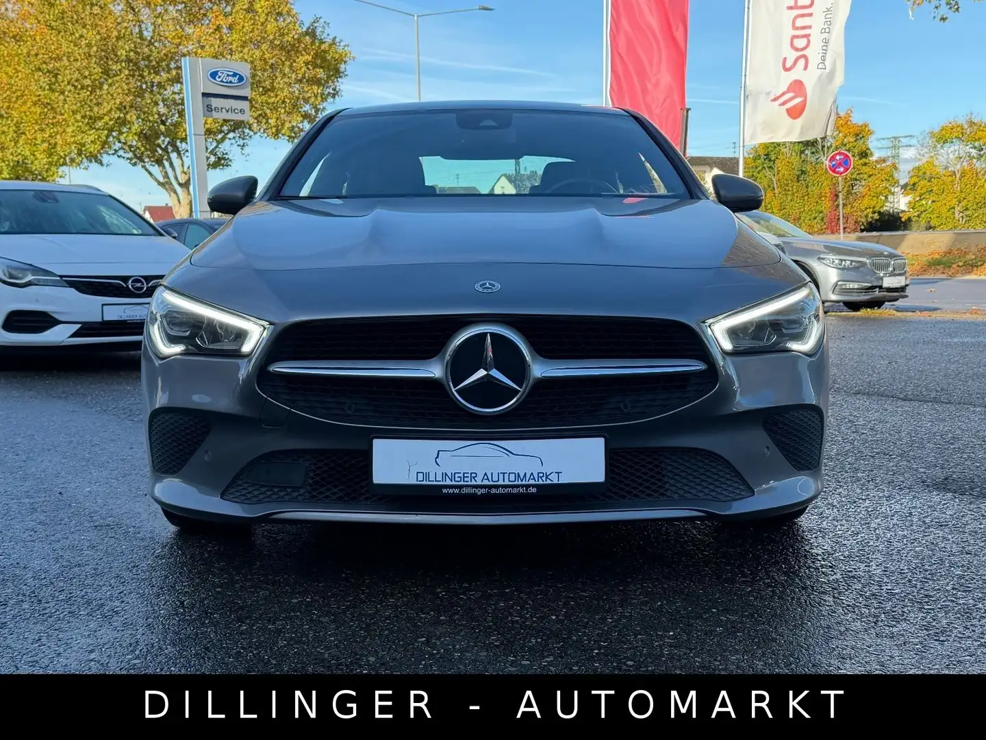 Mercedes-Benz CLA 200 d Coupe 8G-Tro LED Nav Kam Temp Shz PDC Gris - 2