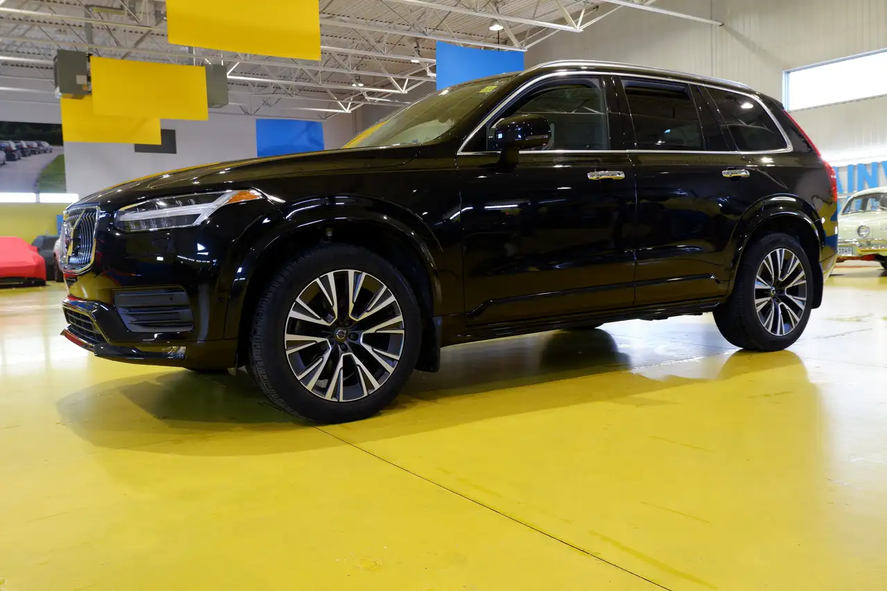 2022 Volvo XC90