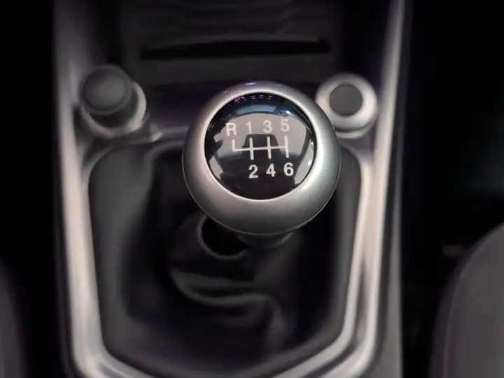 SsangYong Tivoli 2024, foto 14