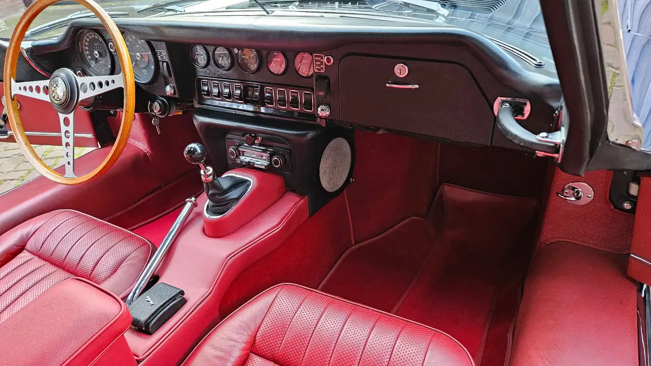 Jaguar E-Type 4.2 Series II Roadster, foto 7