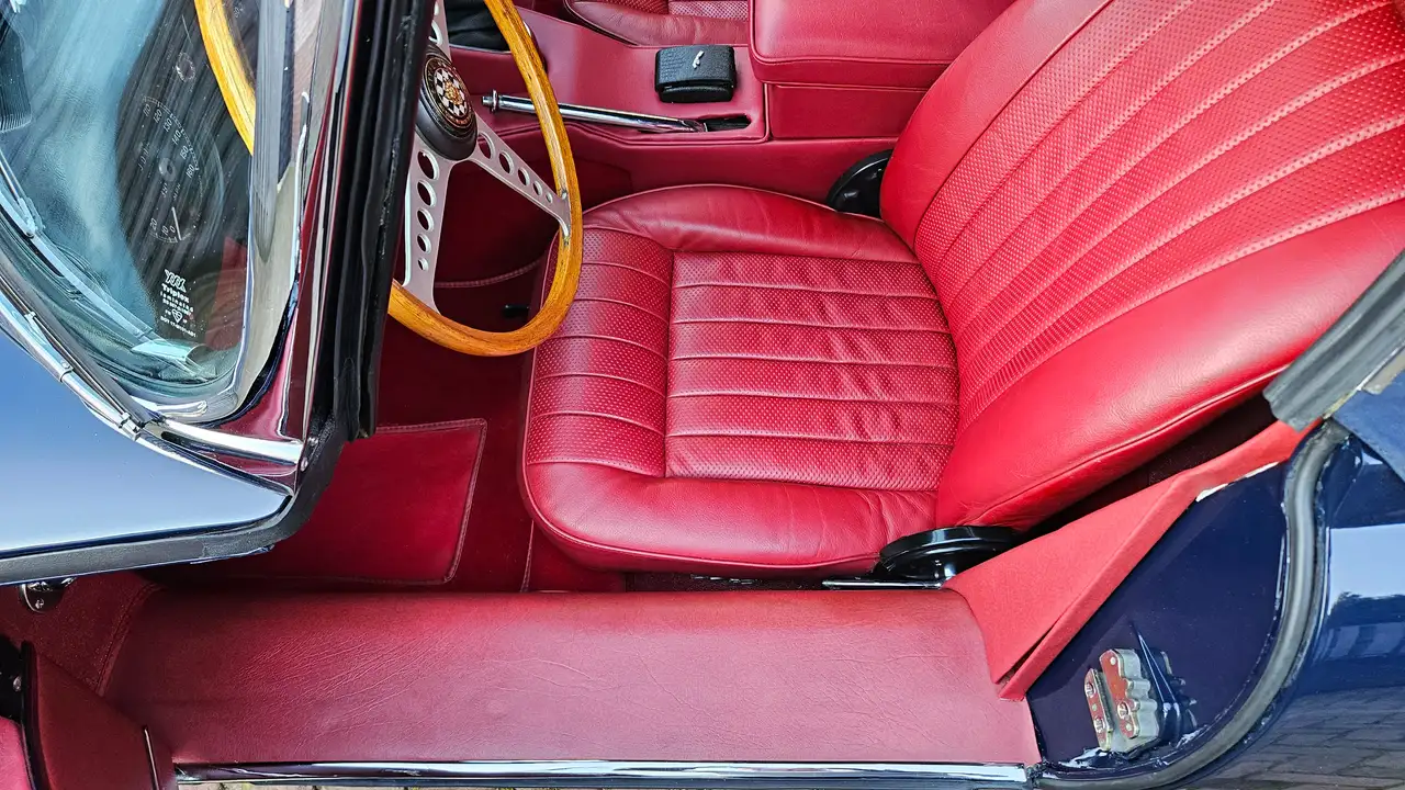 Jaguar E-Type 4.2 Series II Roadster, foto 9