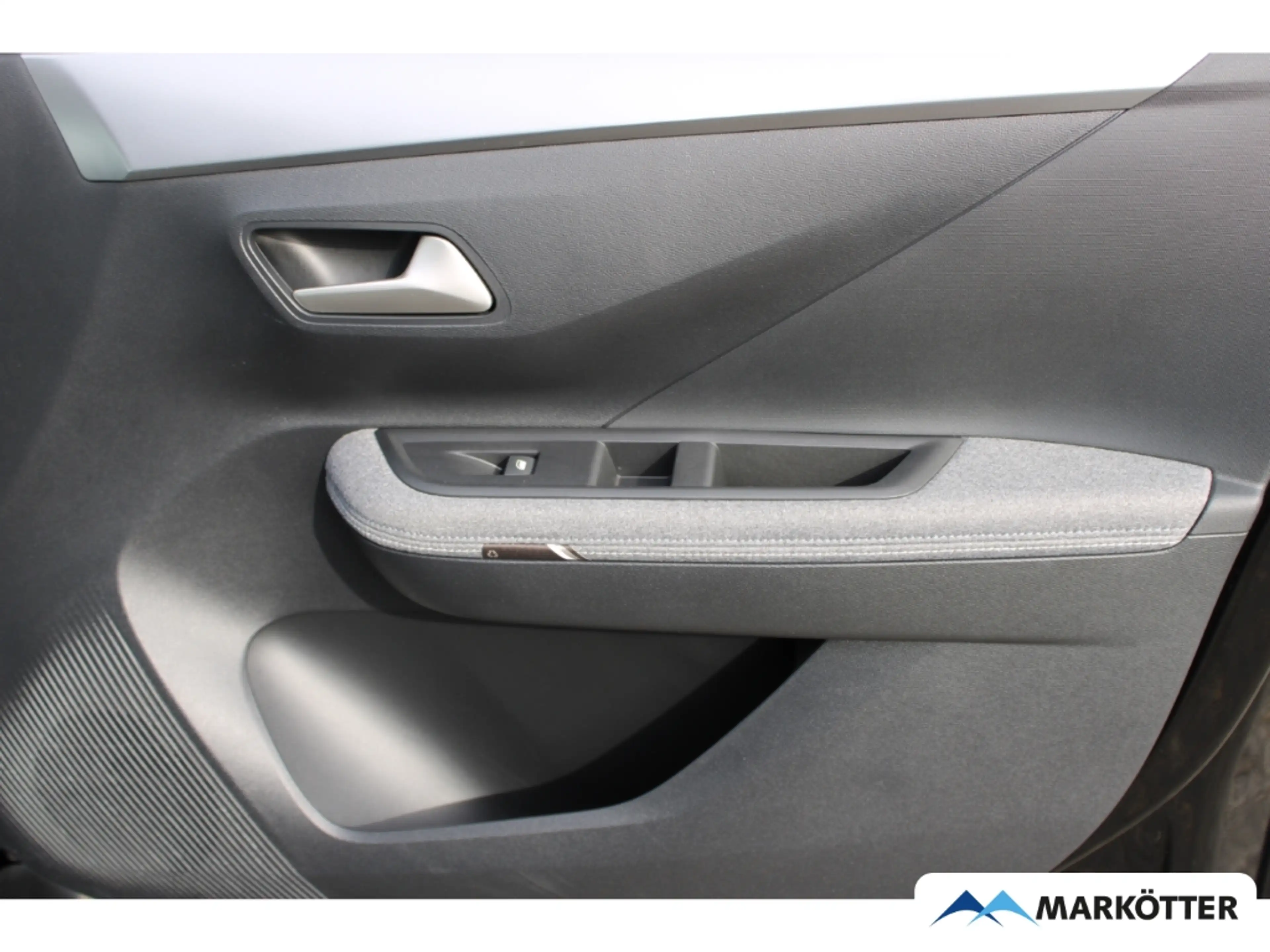 Opel Frontera Electric GS 83 kW PDC/NAVI/SHZ/11kW — photo 12
