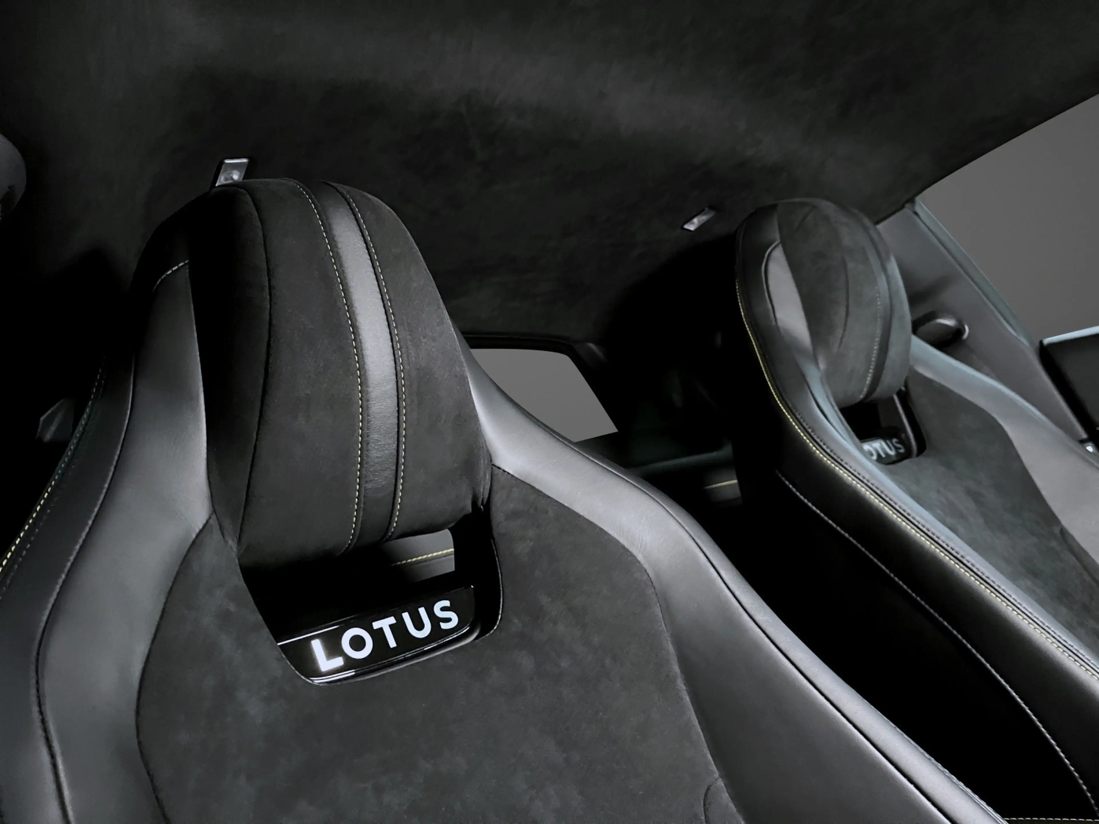 Lotus Emira Turbo SE *Sonderleasing* *Lotus Leipzig* — photo 15