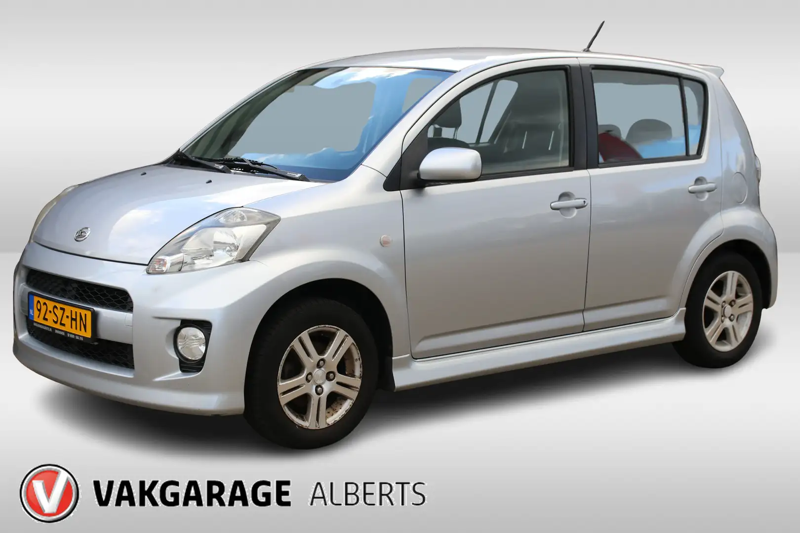 Daihatsu Sirion 2 1.3-16V Comfort airco Grau - 1