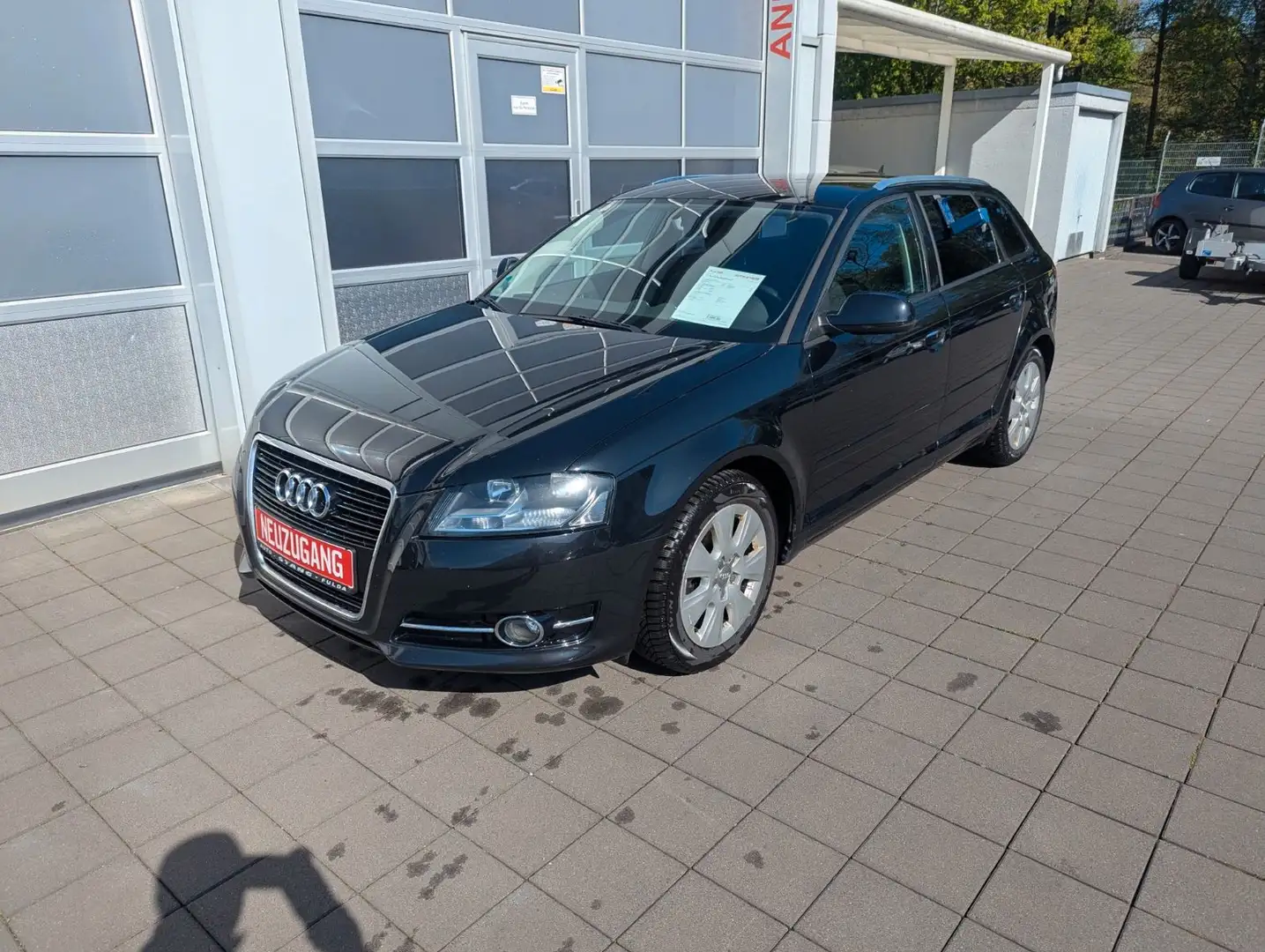 Audi A3 Sportback 1.4 TFSI *NAVI*8fach* Schwarz - 1