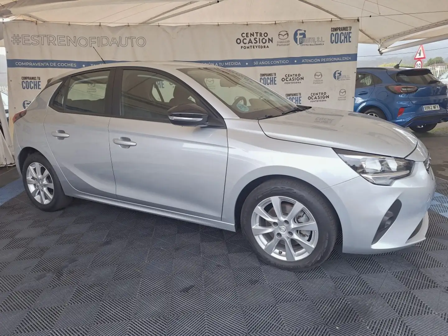 Opel Corsa 1.2T XHL S/S Edition 100 Argent - 1