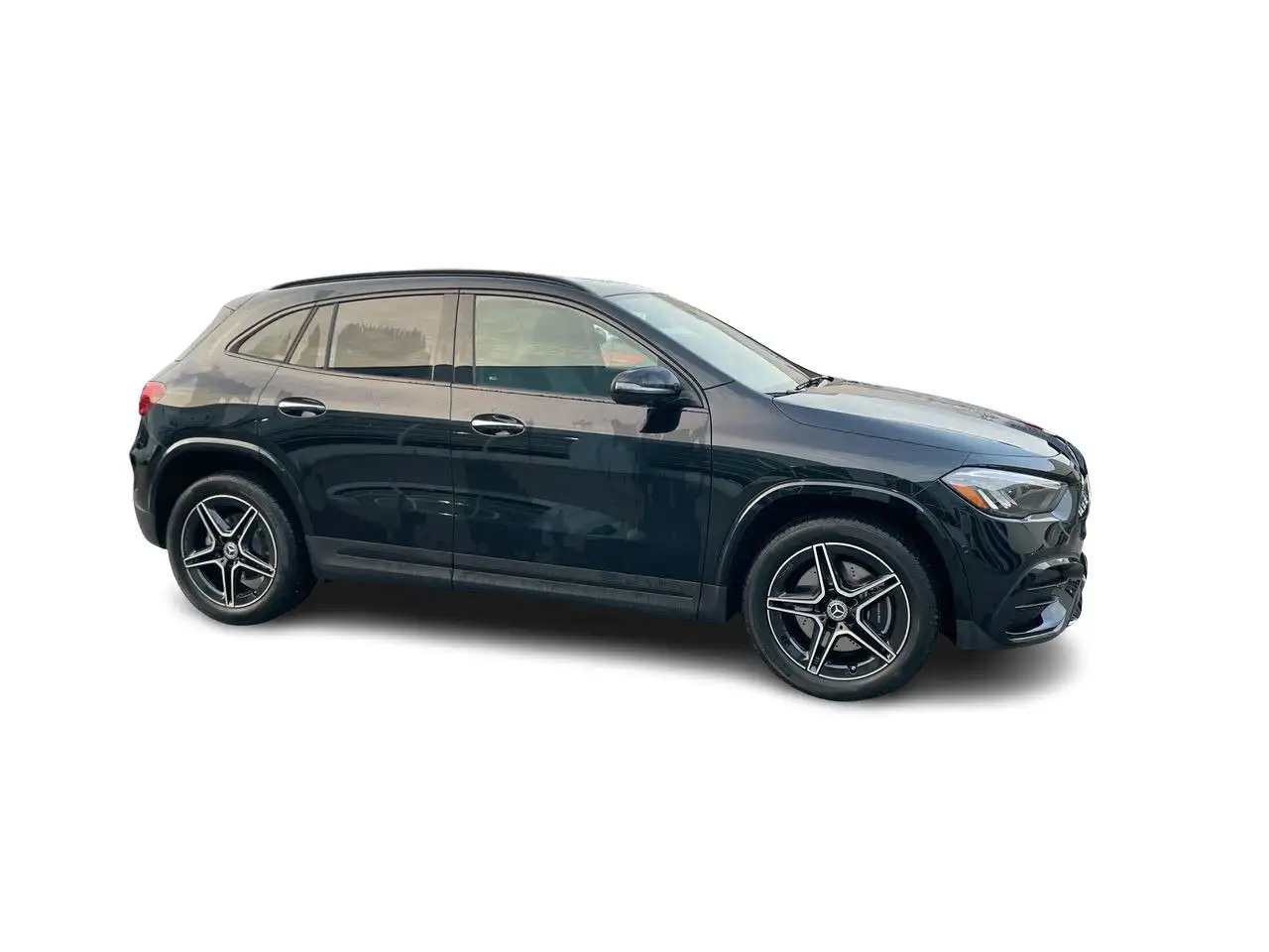 Mercedes-Benz GLA снимка Mercedes-Benz GLA