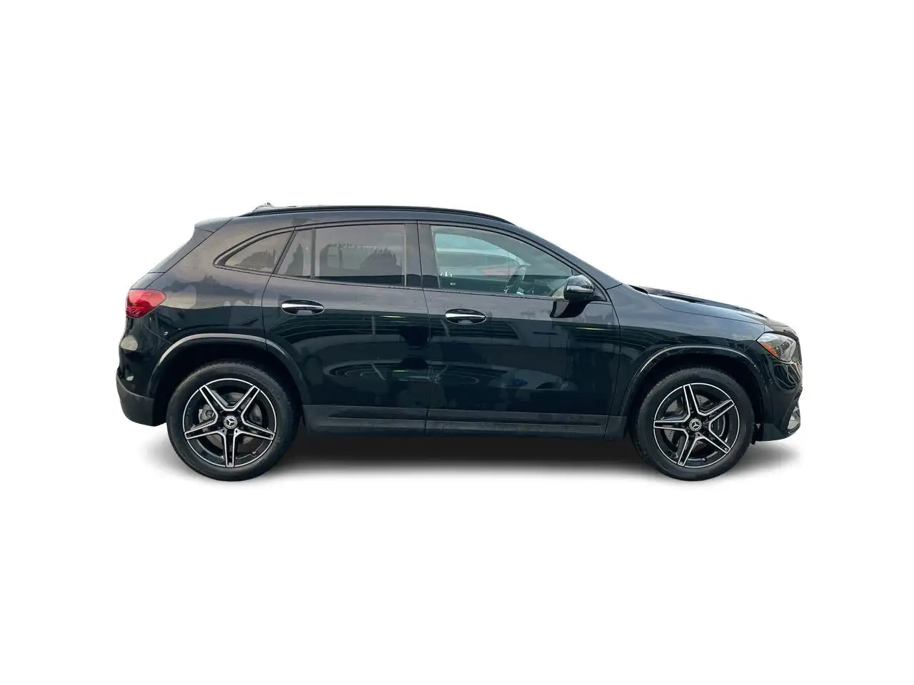 Mercedes-Benz GLA снимка Mercedes-Benz GLA