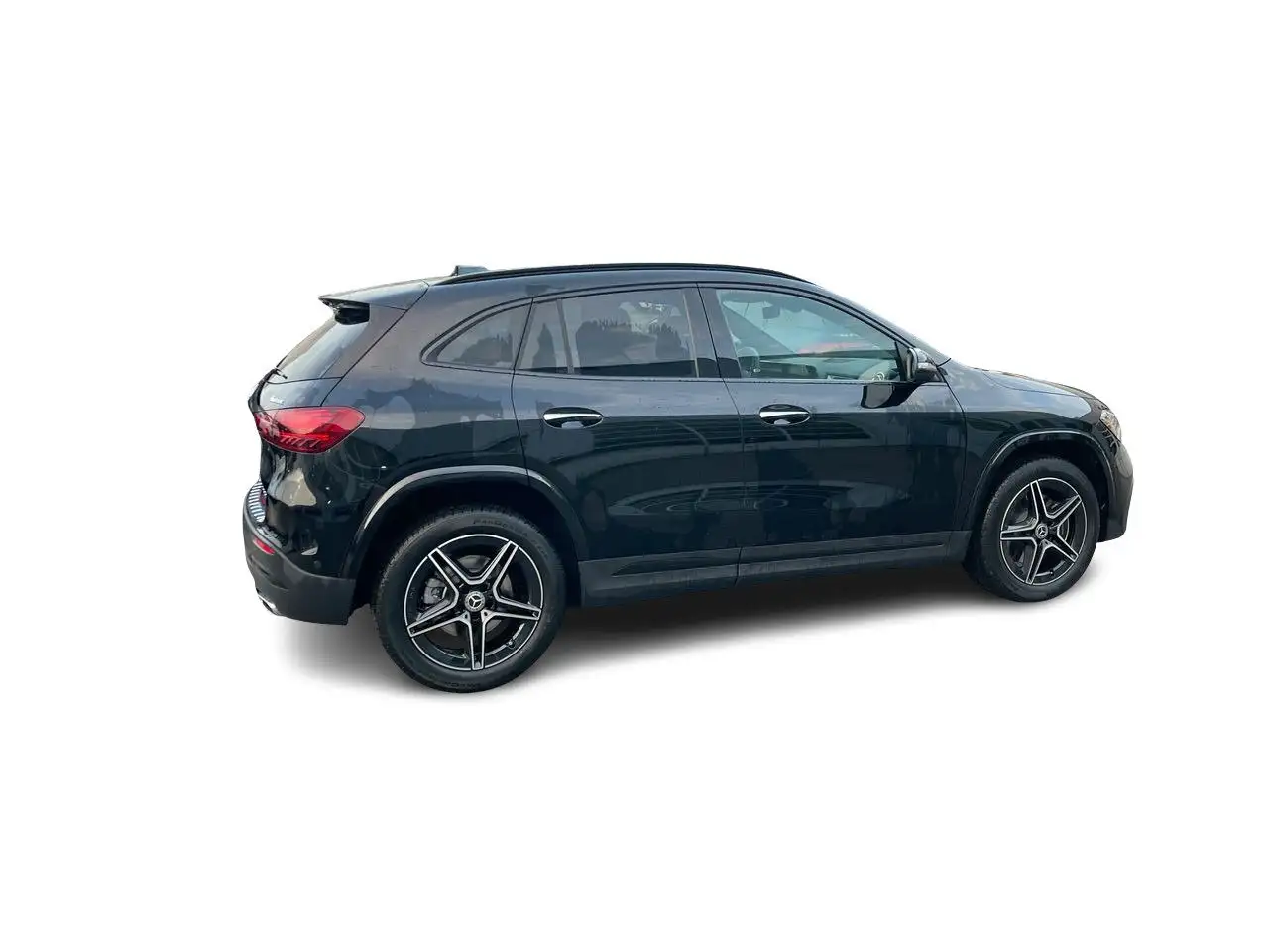 Mercedes-Benz GLA снимка Mercedes-Benz GLA