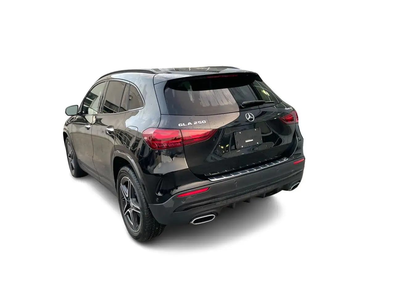Mercedes-Benz GLA снимка Mercedes-Benz GLA